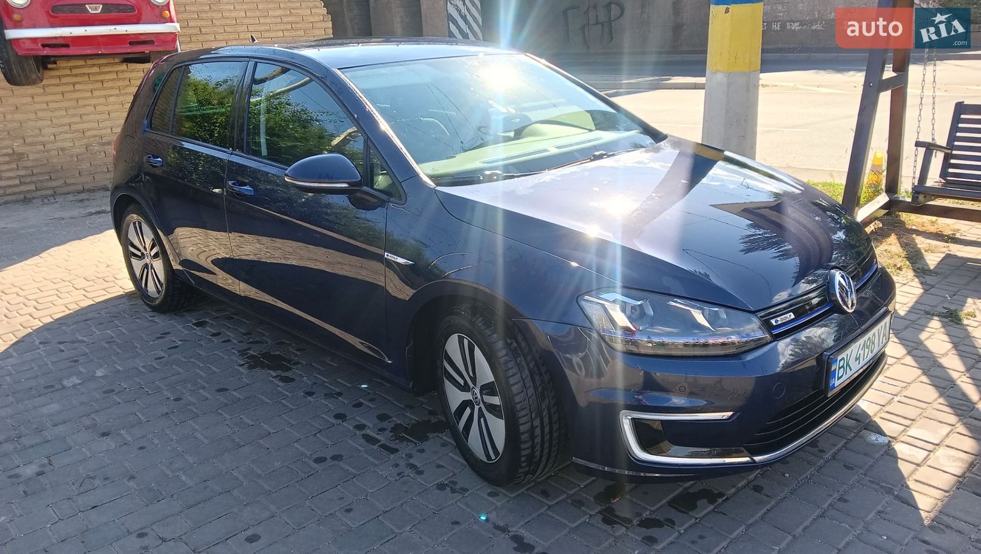 Volkswagen e-Golf 2015 VIN WVWZZZAUZFW910967 фото оголошення 5 з 14