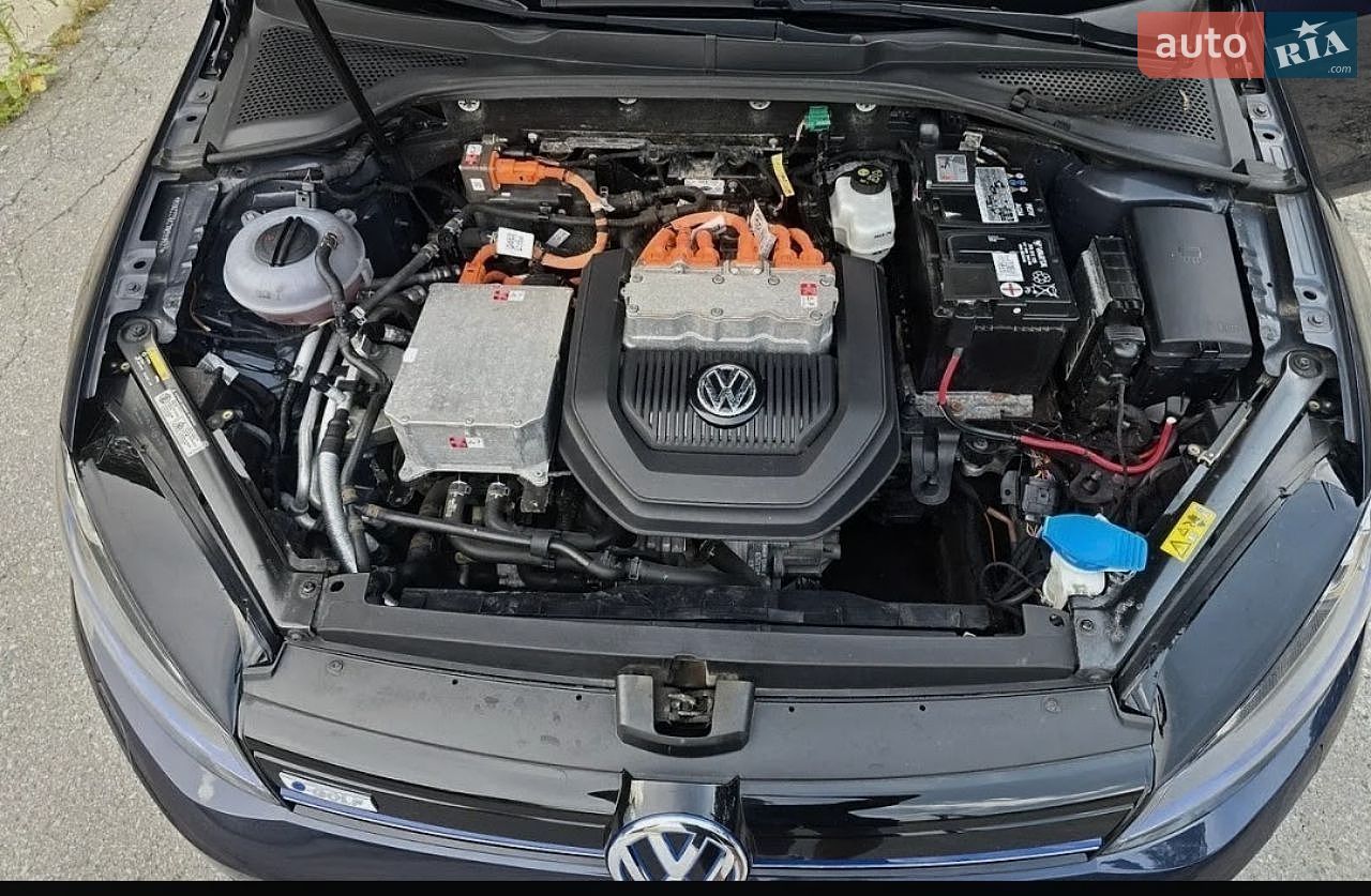Volkswagen e-Golf 2015 VIN WVWZZZAUZFW910967 фото оголошення 11 з 14
