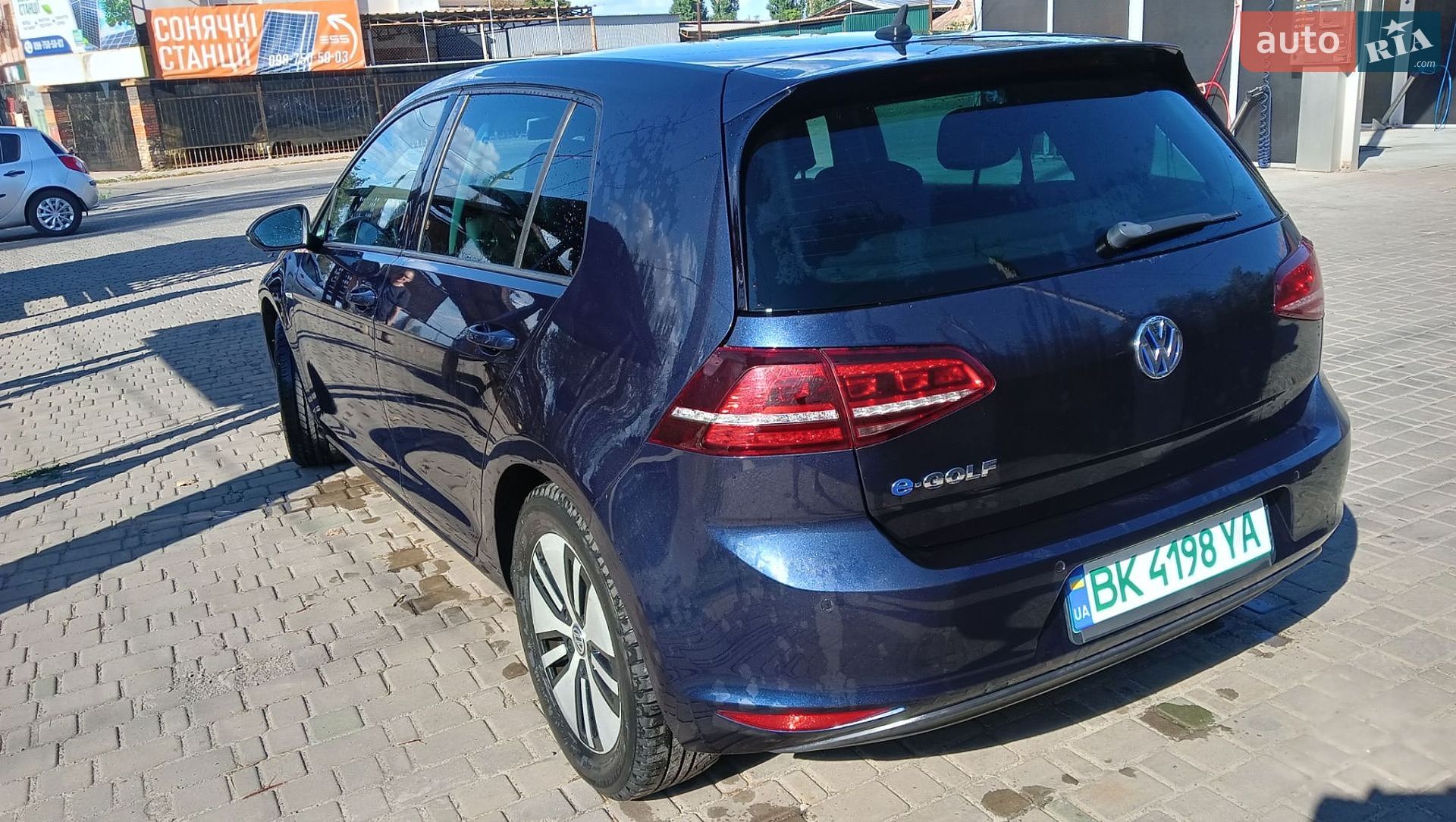 Volkswagen e-Golf 2015 VIN WVWZZZAUZFW910967 фото оголошення 7 з 14