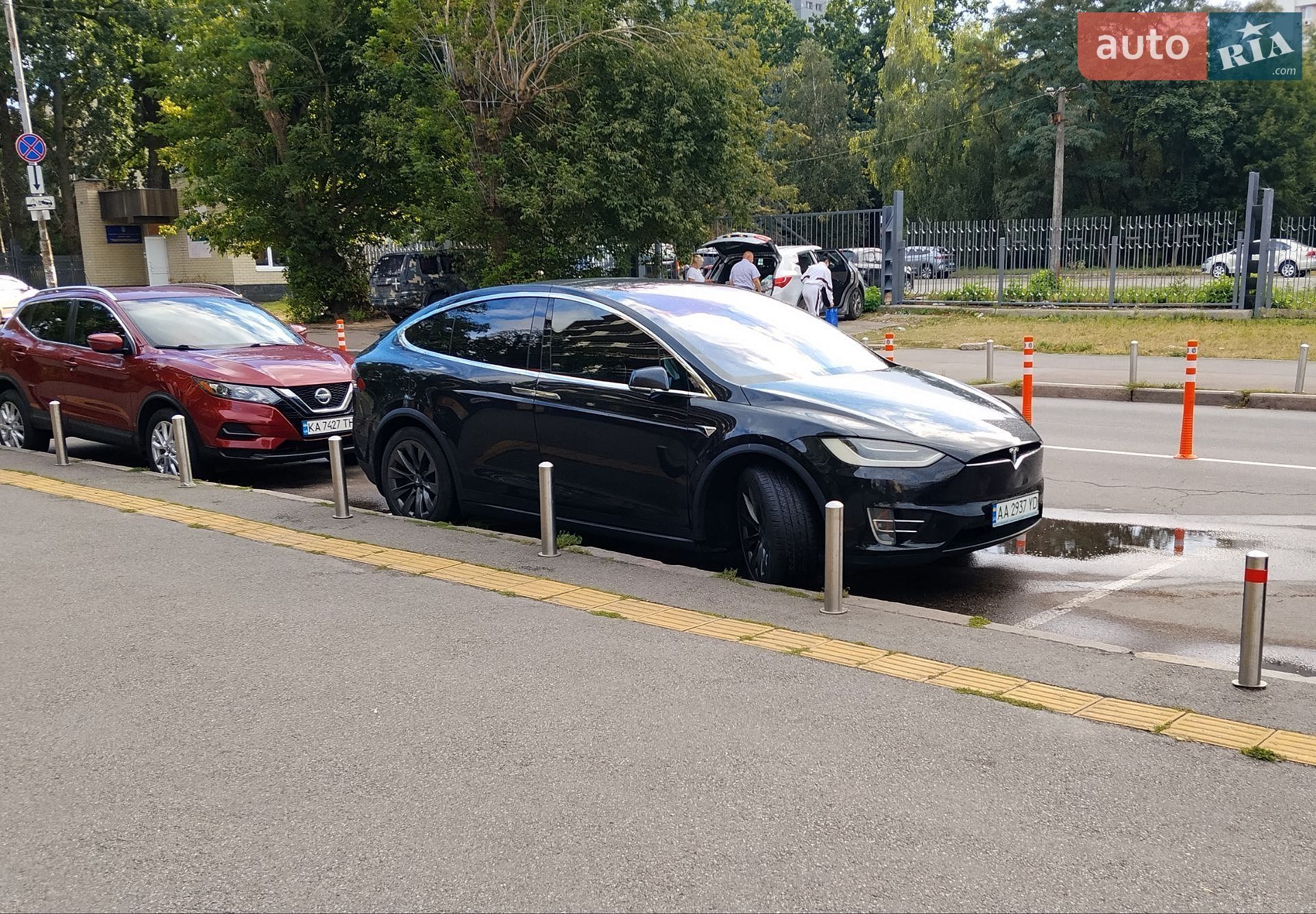 Tesla Model X 2017 VIN 5YJXCBE21HF054898 фото оголошення 28 з 28