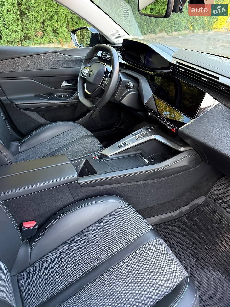 Peugeot 408 2023 VIN VR3F3EGPPPY550327 фото оголошення 41 з 59