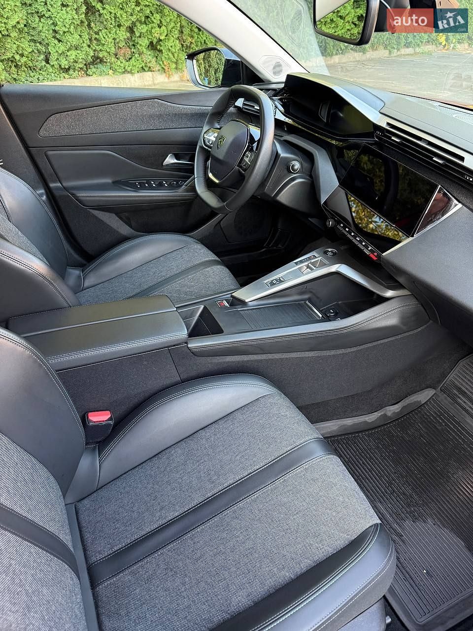 Peugeot 408 2023 VIN VR3F3EGPPPY550327 фото оголошення 45 з 59