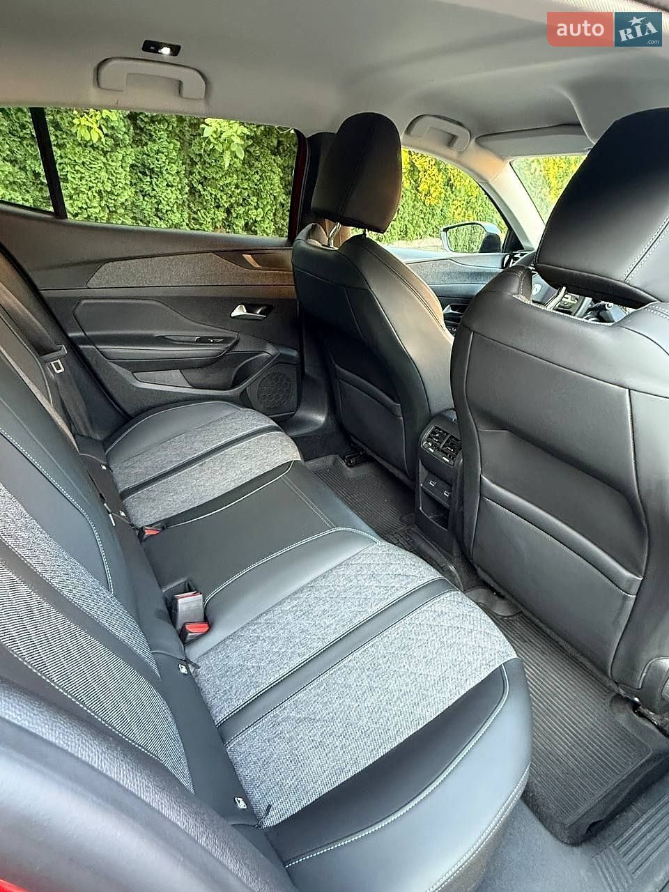 Peugeot 408 2023 VIN VR3F3EGPPPY550327 фото оголошення 51 з 59