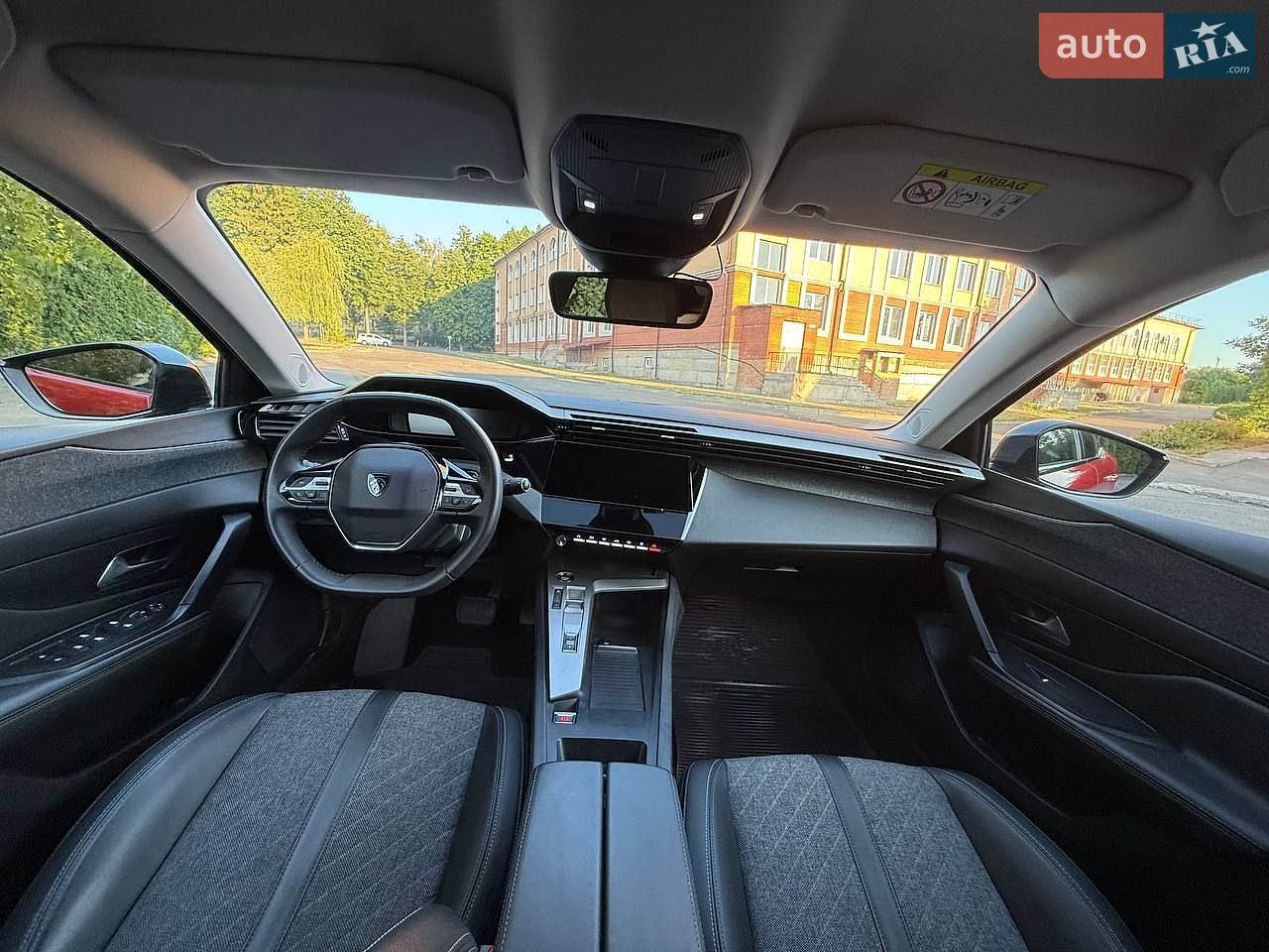 Peugeot 408 2023 VIN VR3F3EGPPPY550327 фото оголошення 26 з 59