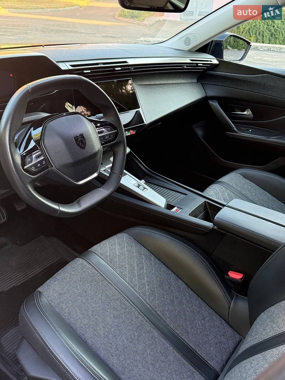 Peugeot 408 2023 VIN VR3F3EGPPPY550327 фото оголошення 35 з 59