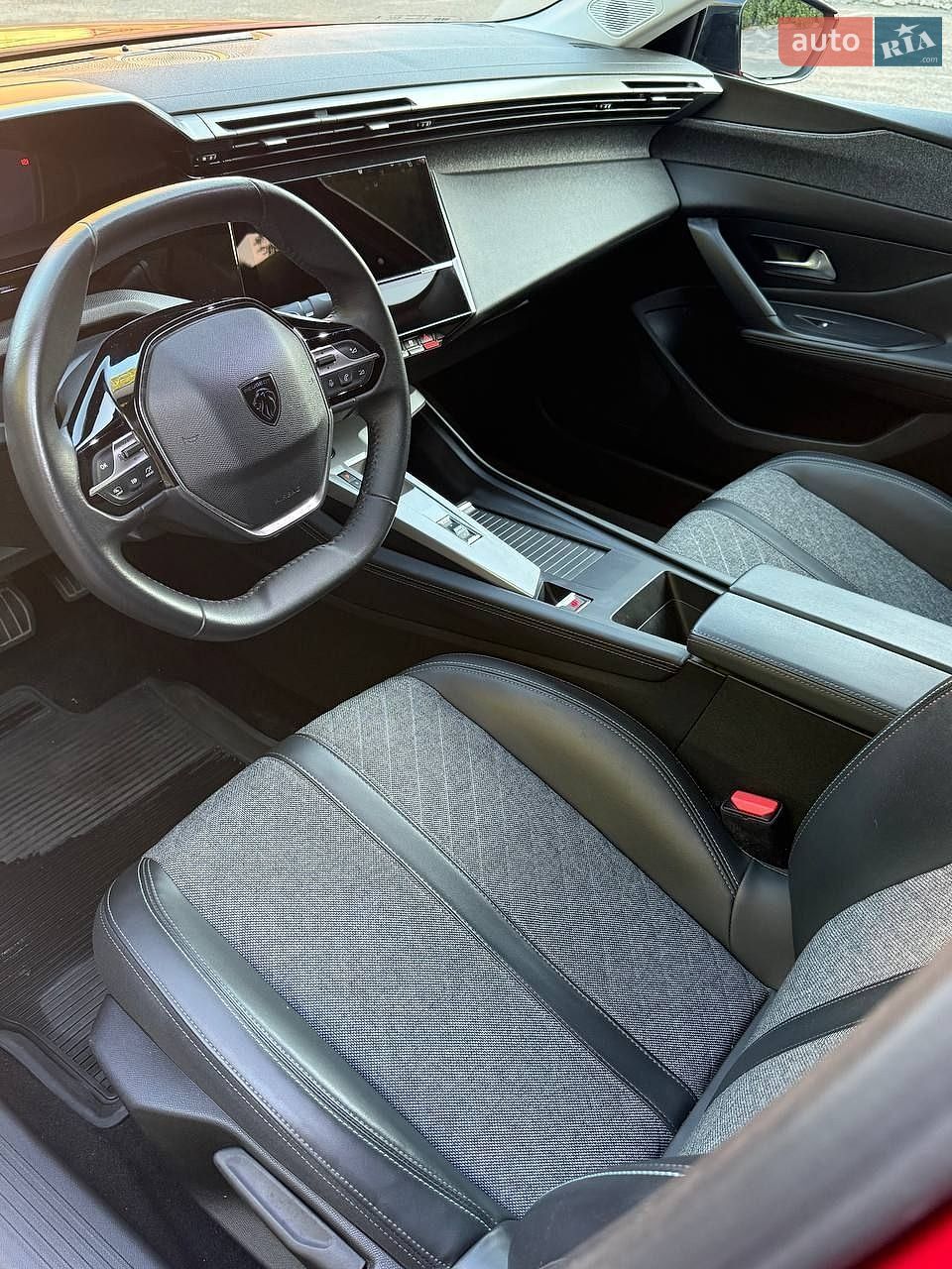 Peugeot 408 2023 VIN VR3F3EGPPPY550327 фото оголошення 34 з 59