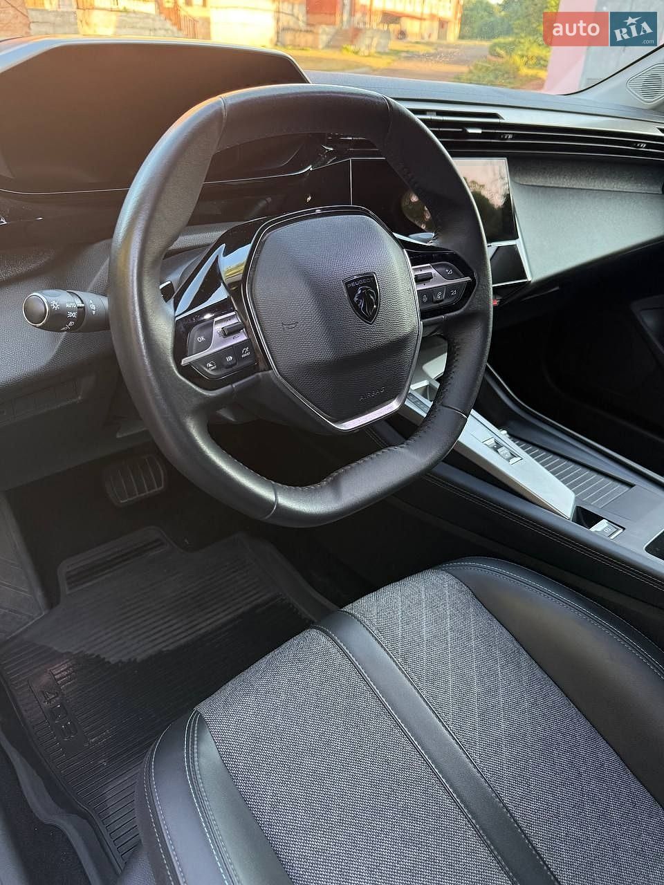 Peugeot 408 2023 VIN VR3F3EGPPPY550327 фото оголошення 37 з 59