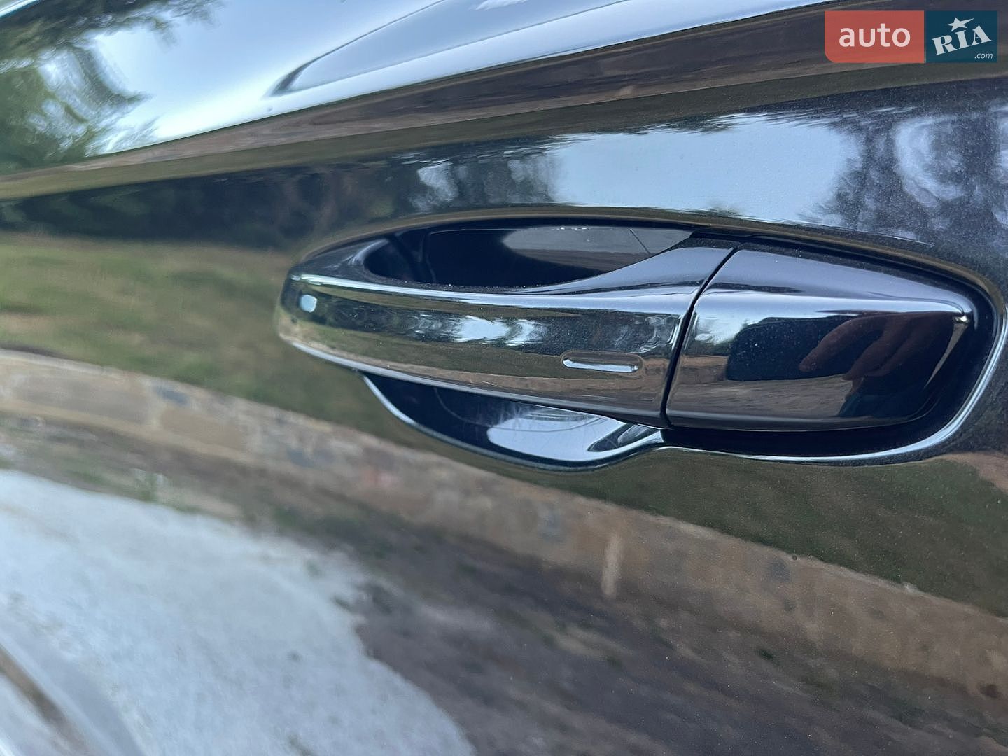 Volkswagen Touareg 2018 VIN WVGZZZCRZJD002067 фото оголошення 30 з 48