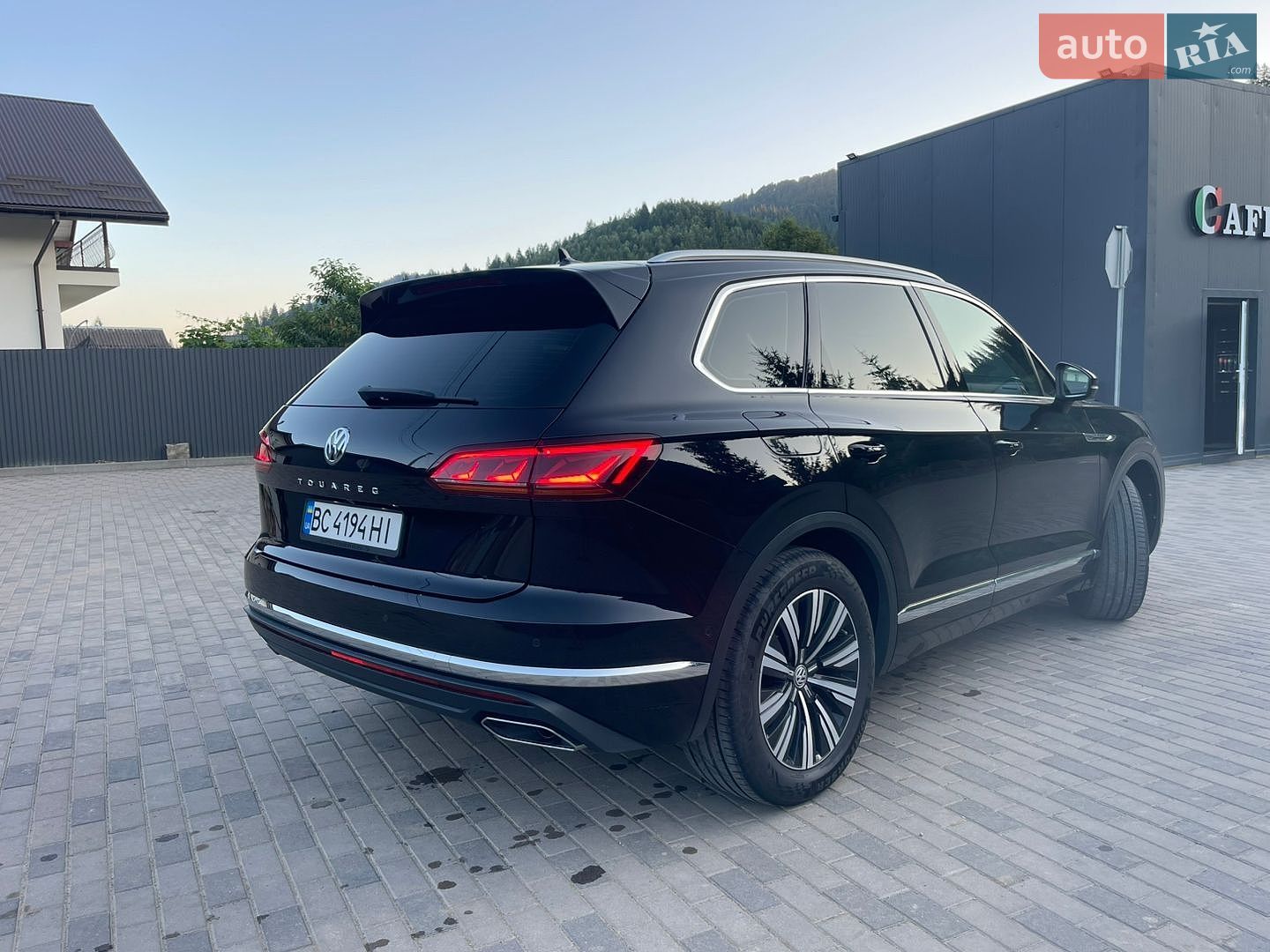 Volkswagen Touareg 2018 VIN WVGZZZCRZJD002067 фото оголошення 11 з 48