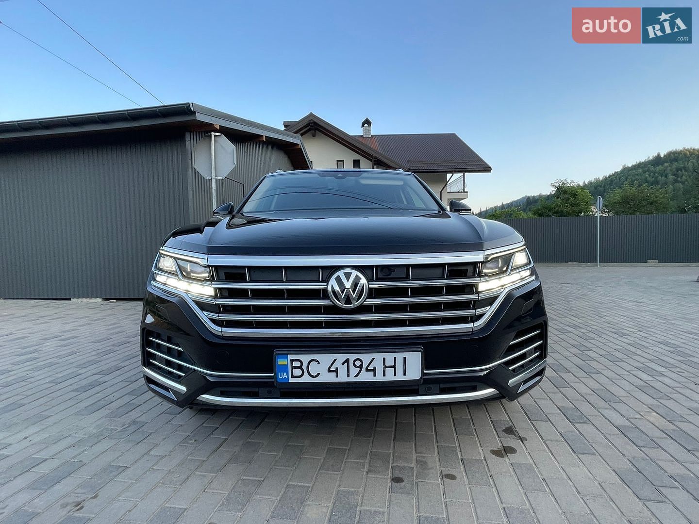 Volkswagen Touareg 2018 VIN WVGZZZCRZJD002067 фото оголошення 19 з 48