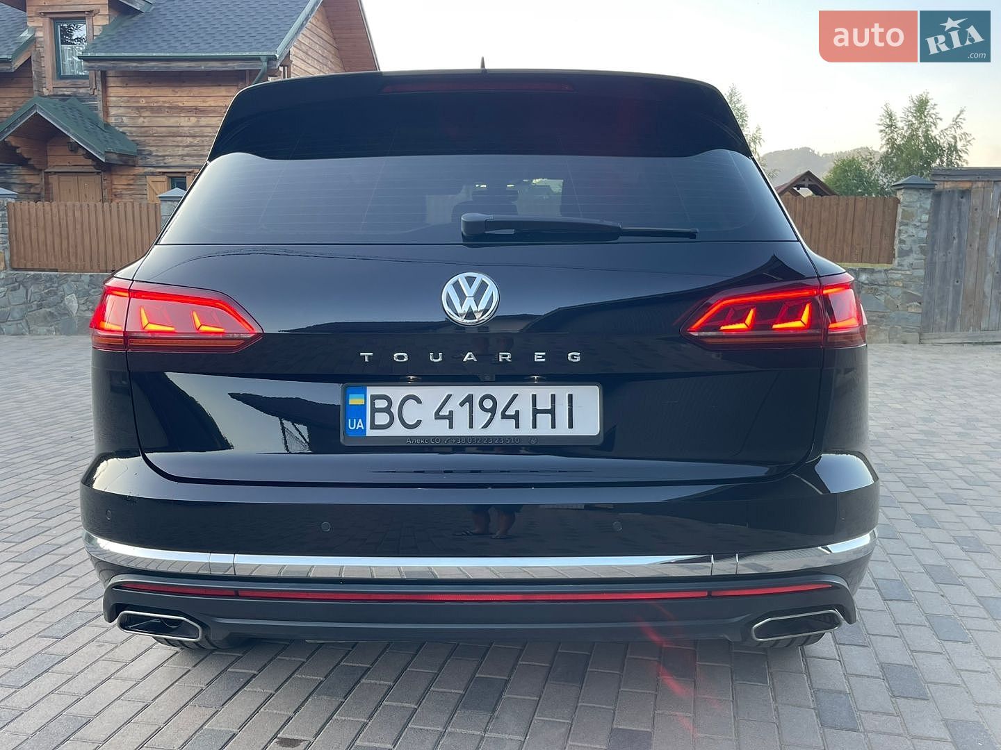 Volkswagen Touareg 2018 VIN WVGZZZCRZJD002067 фото оголошення 15 з 48