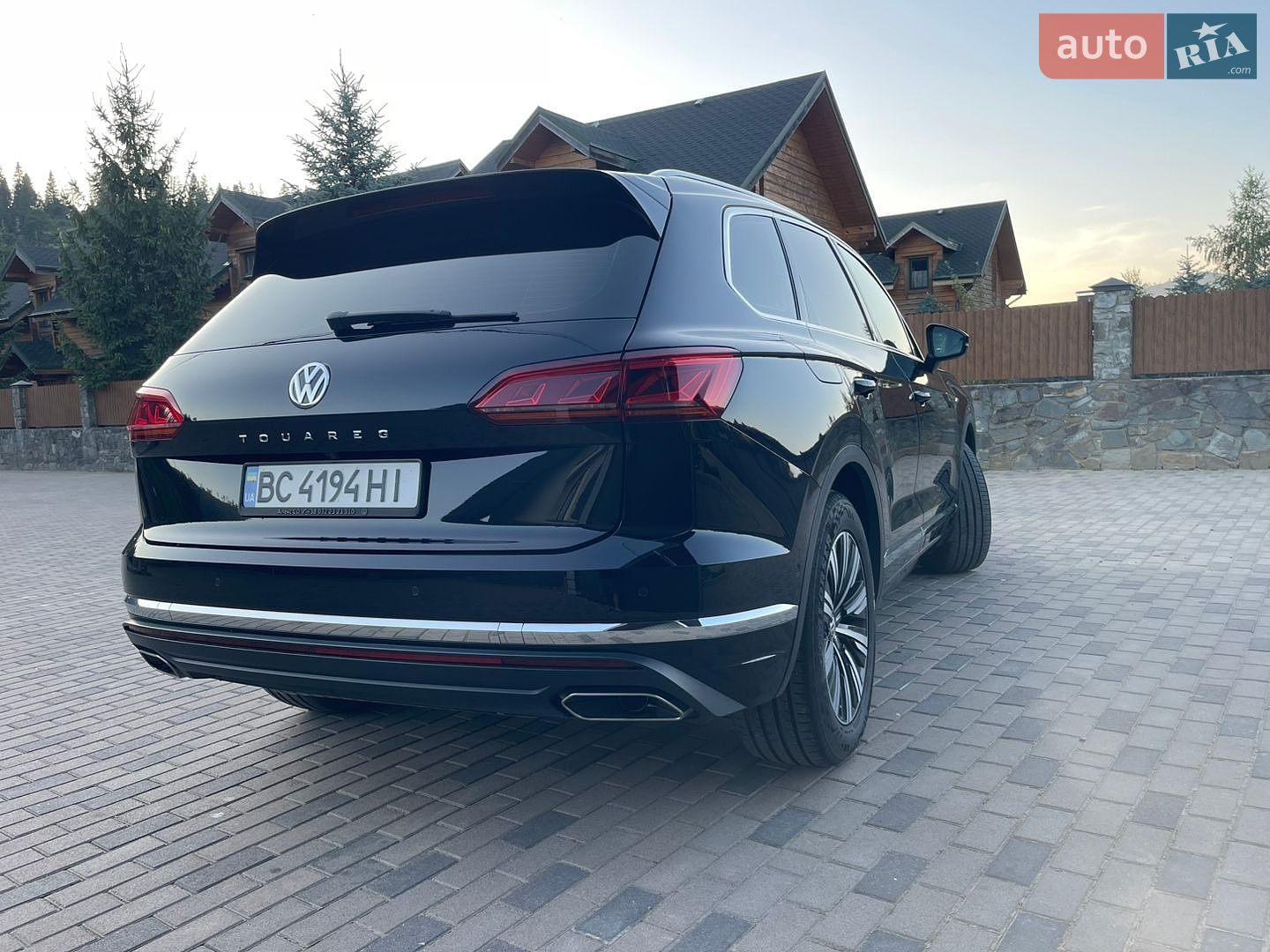 Volkswagen Touareg 2018 VIN WVGZZZCRZJD002067 фото оголошення 13 з 48