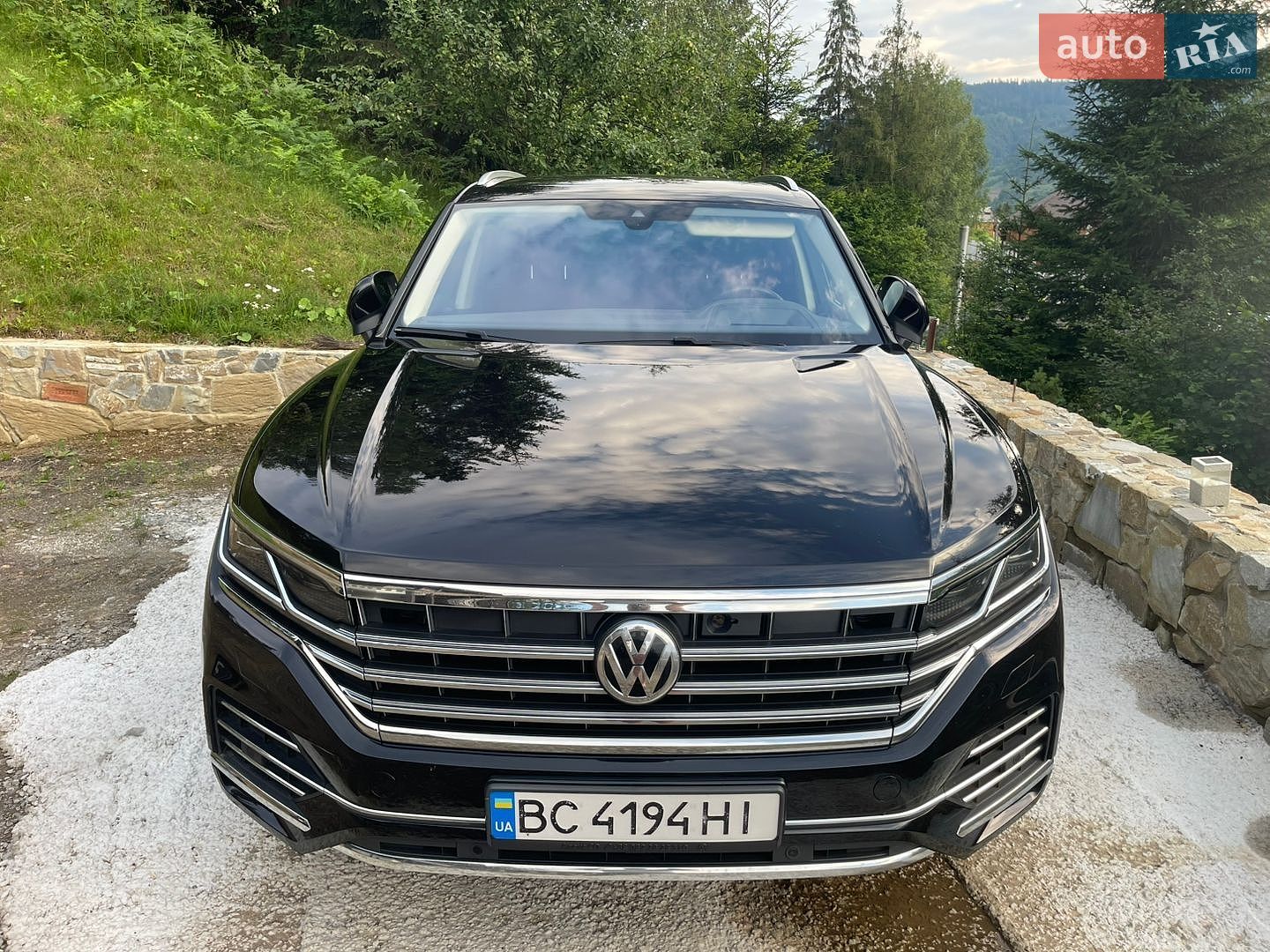 Volkswagen Touareg 2018 VIN WVGZZZCRZJD002067 фото оголошення 20 з 48