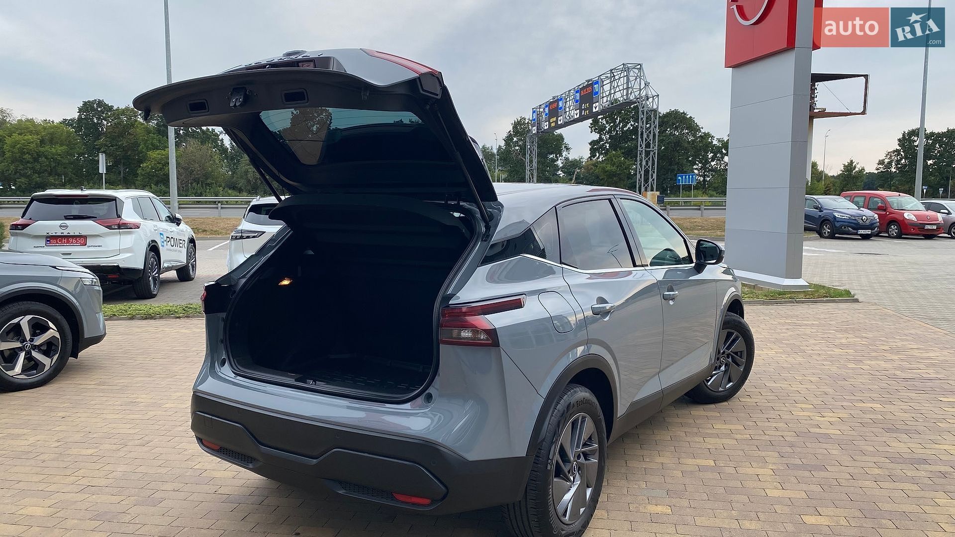 Nissan Qashqai 2023 VIN SJNTAAJ12U1253675 фото оголошення 22 з 24