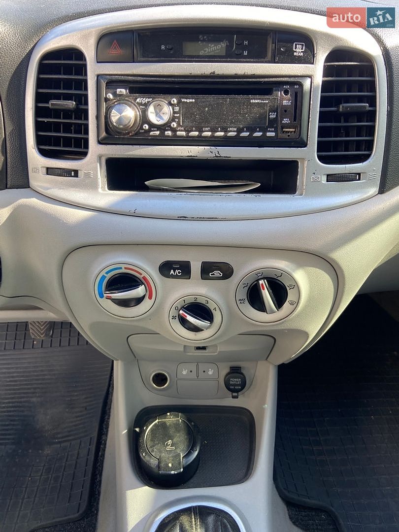 Hyundai Accent 2008 VIN Y6LCM41AP8L202428 фото оголошення 19 з 22