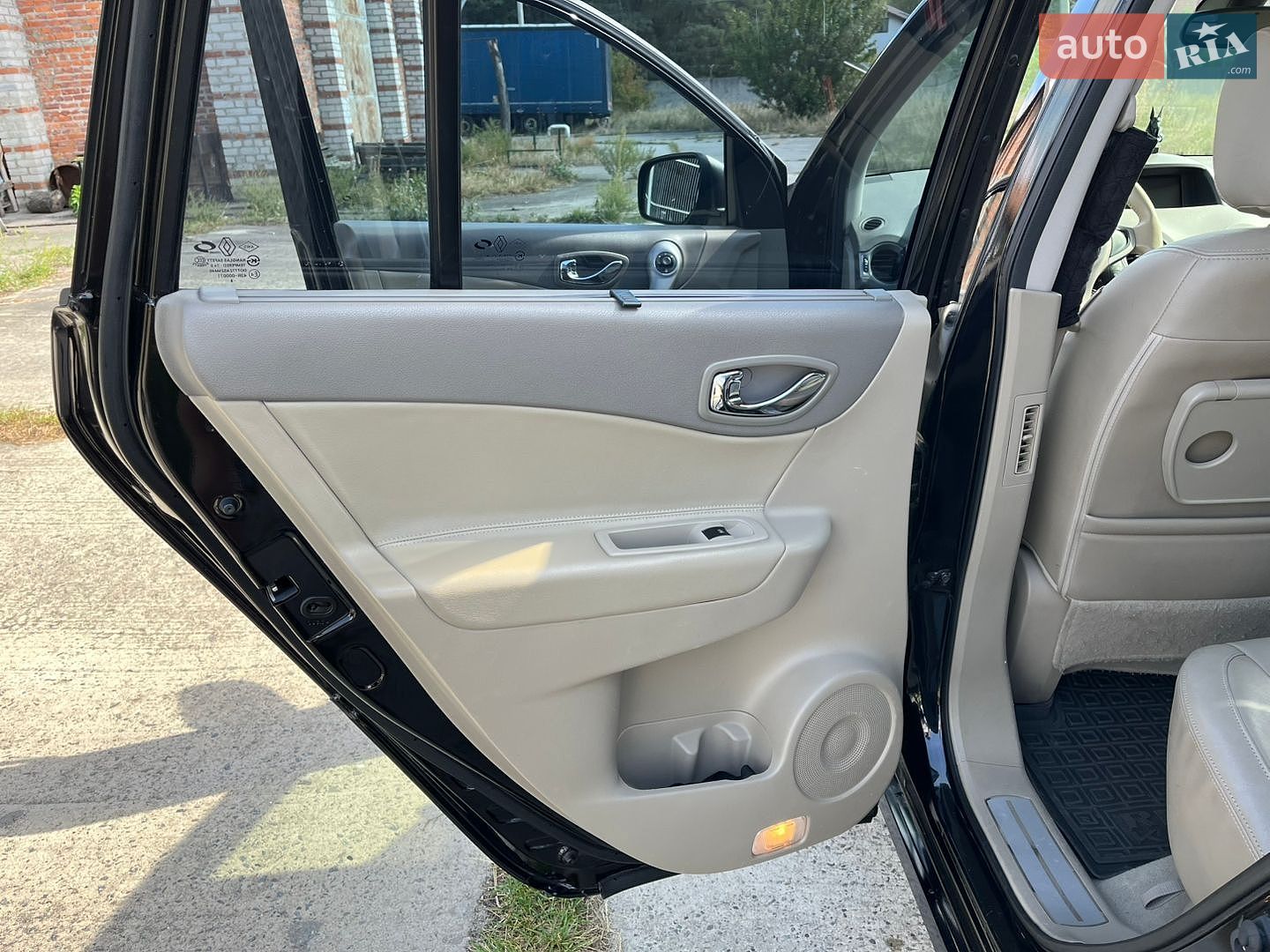 Renault Koleos 2008 VIN VF1VY0A0MUC272400 фото оголошення 20 з 42