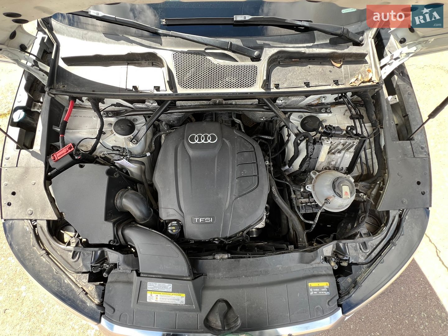 Audi Q5 2020 VIN WA1ANAFYXL2063120 фото оголошення 46 з 47