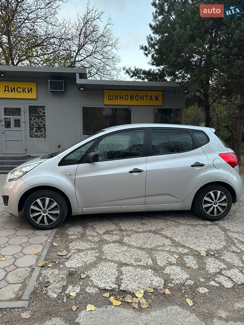 Kia Venga 2011 VIN TMAEG813ABJ073060 фото оголошення 12 з 33