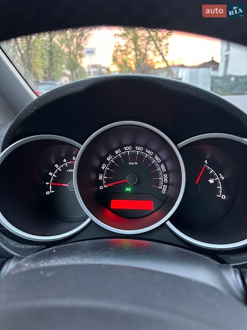 Kia Venga 2011 VIN TMAEG813ABJ073060 фото оголошення 26 з 33