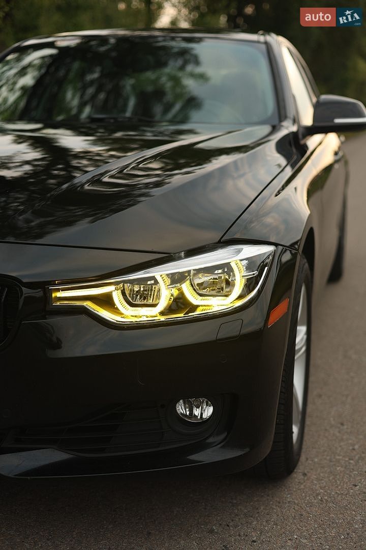 BMW 3 Series 2015 VIN WBA3B5C54FF962011 фото оголошення 2 з 33