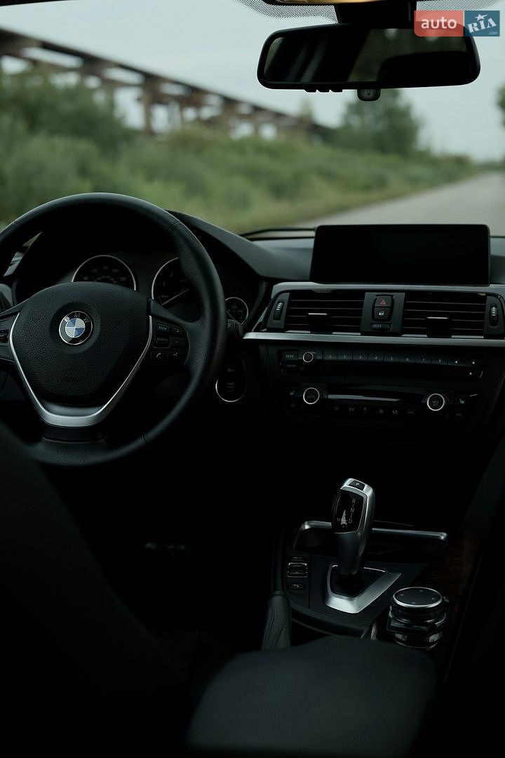BMW 3 Series 2015 VIN WBA3B5C54FF962011 фото оголошення 12 з 33