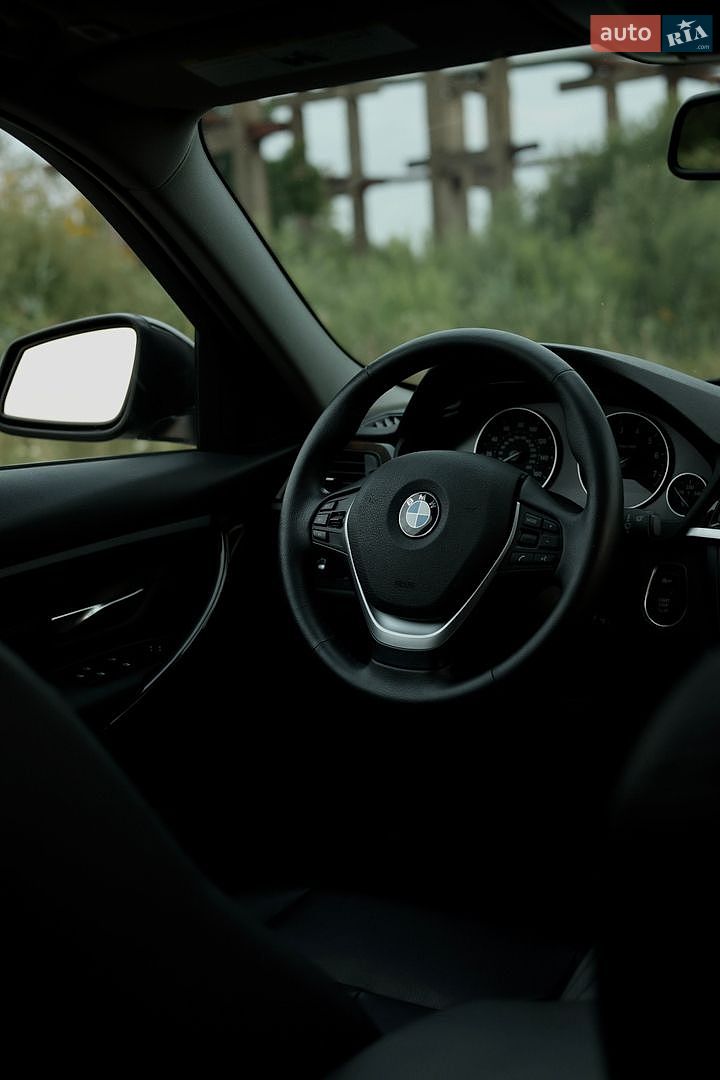 BMW 3 Series 2015 VIN WBA3B5C54FF962011 фото оголошення 14 з 33