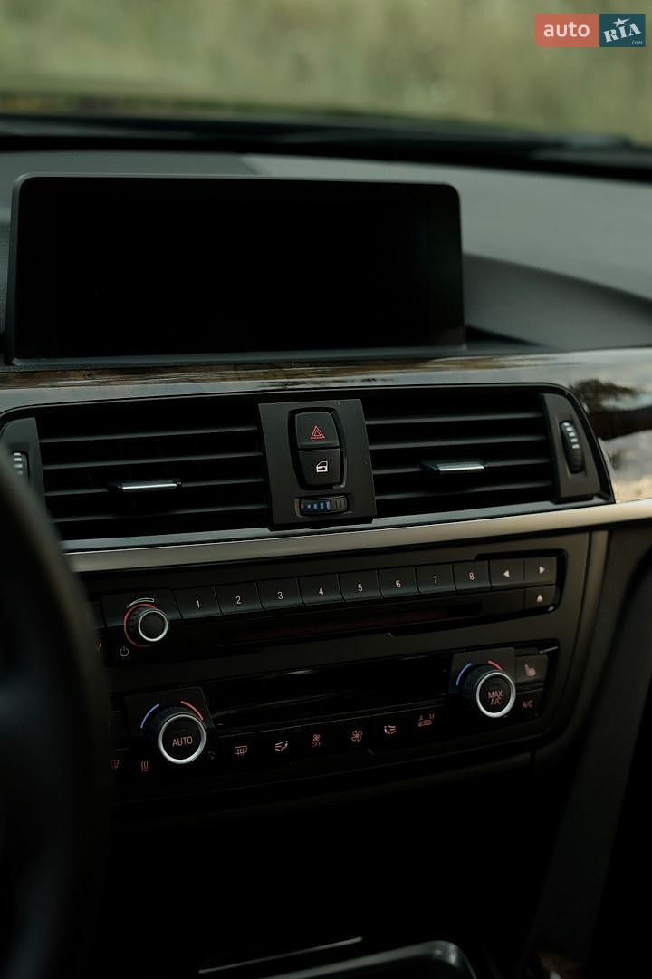 BMW 3 Series 2015 VIN WBA3B5C54FF962011 фото оголошення 20 з 33
