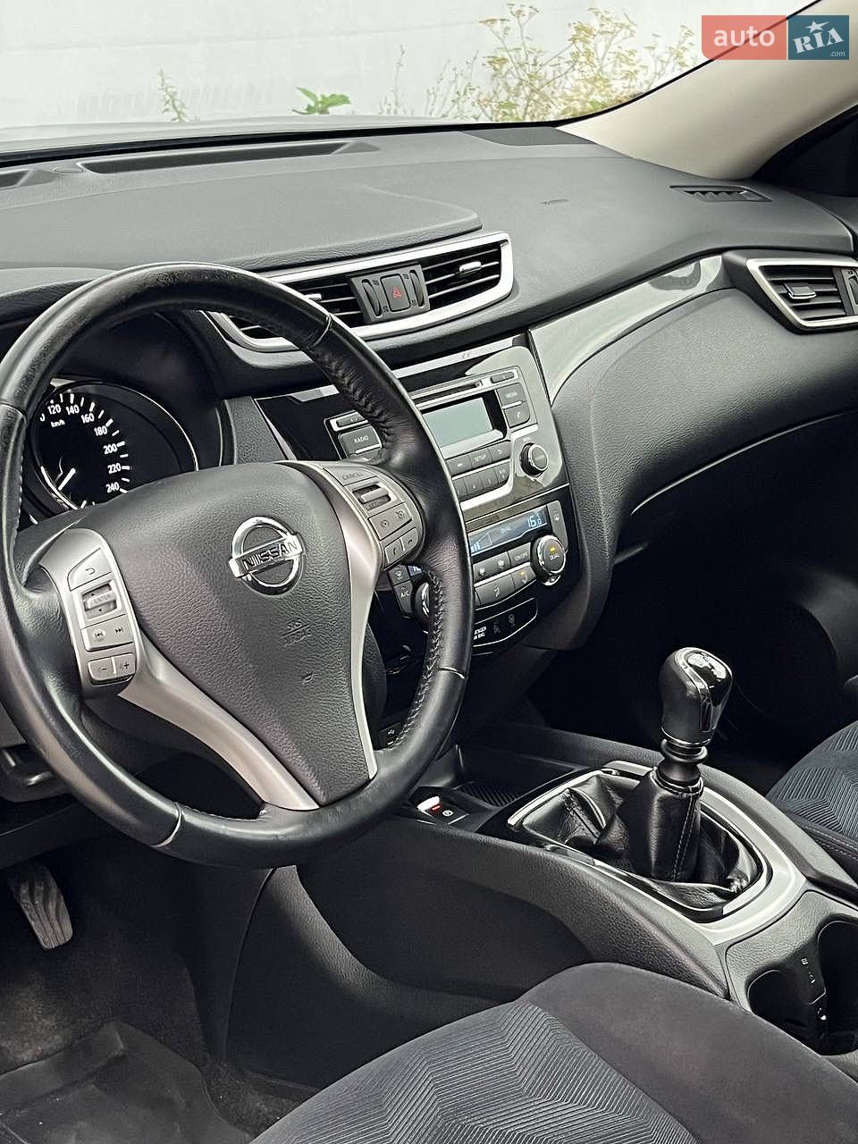 Nissan X-Trail 2014 VIN JN1TCAT32U0000982 фото оголошення 38 з 57