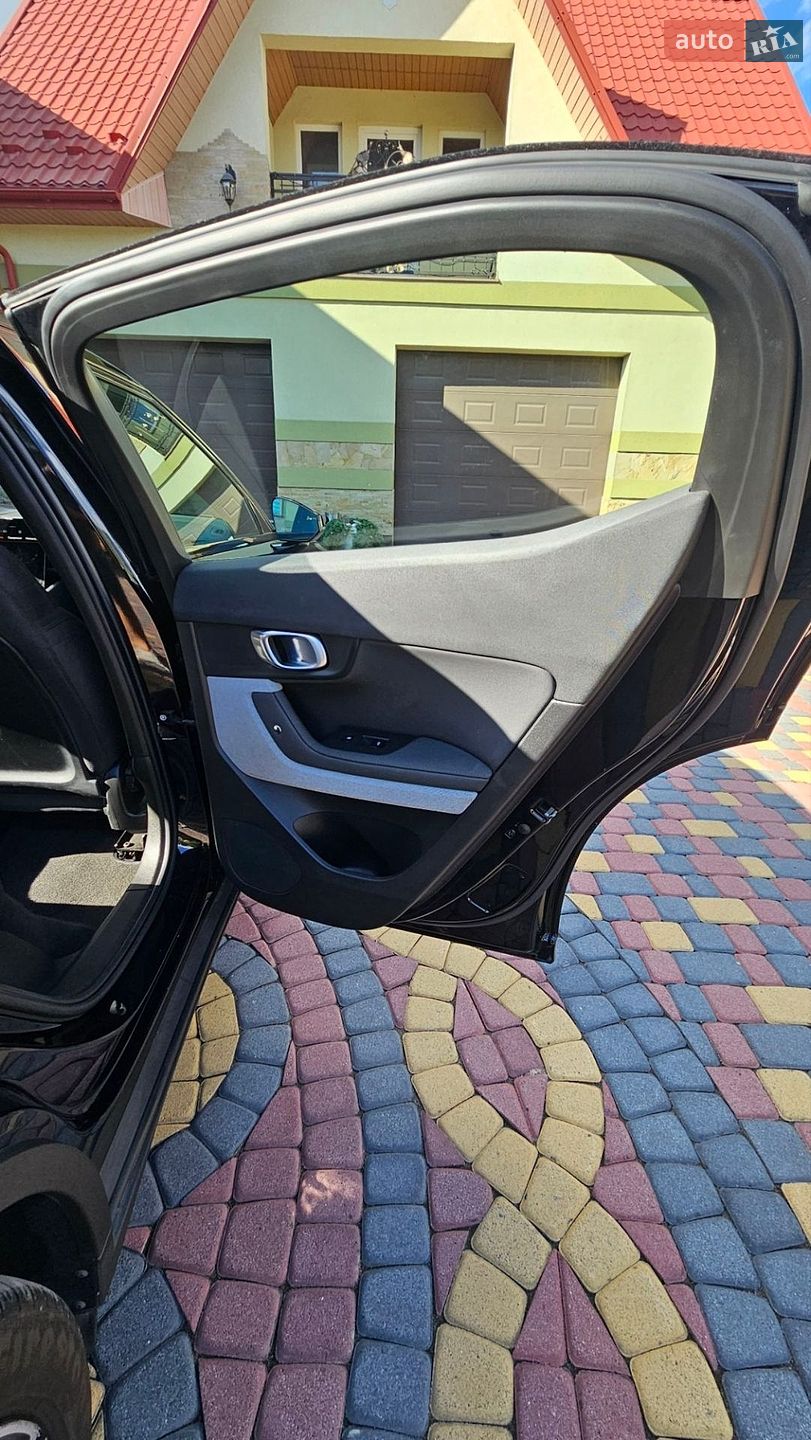 Polestar 2 2023 VIN YSMEG3KA1PL156568 фото оголошення 14 з 26