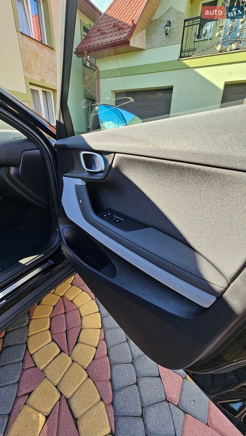 Polestar 2 2023 VIN YSMEG3KA1PL156568 фото оголошення 16 з 26