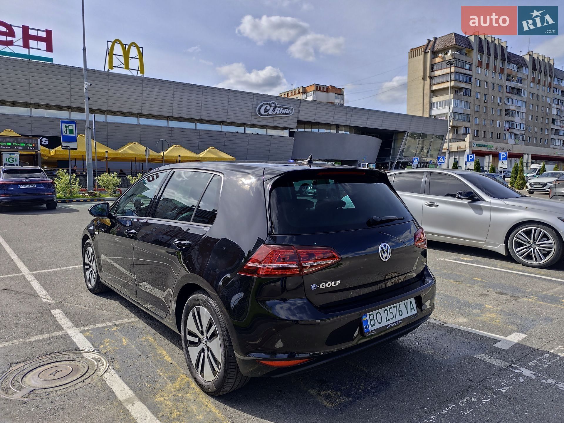 Volkswagen e-Golf 2014 VIN WVWZZZAUZFW904217 фото оголошення 10 з 24