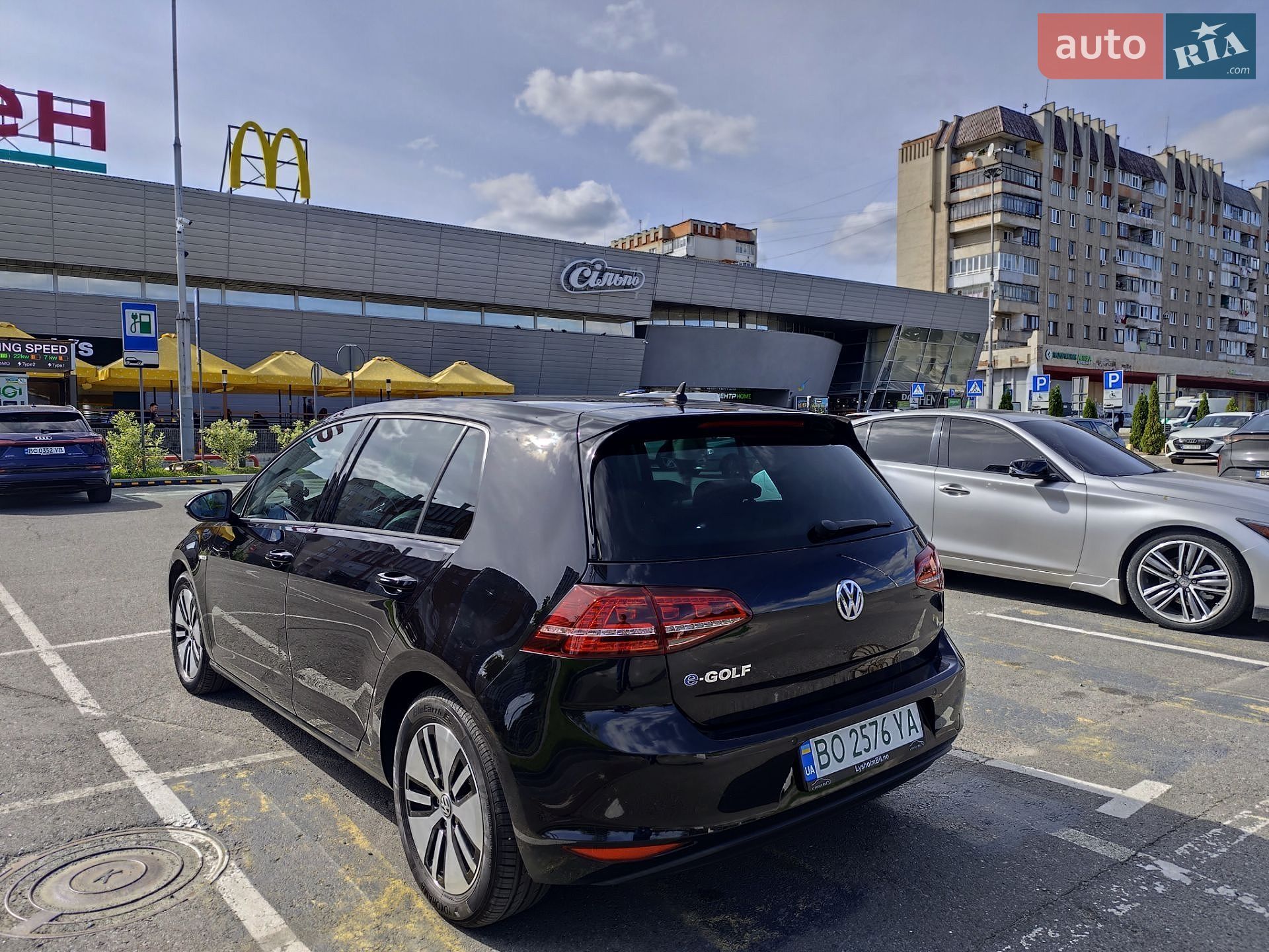 Volkswagen e-Golf 2014 VIN WVWZZZAUZFW904217 фото оголошення 9 з 24