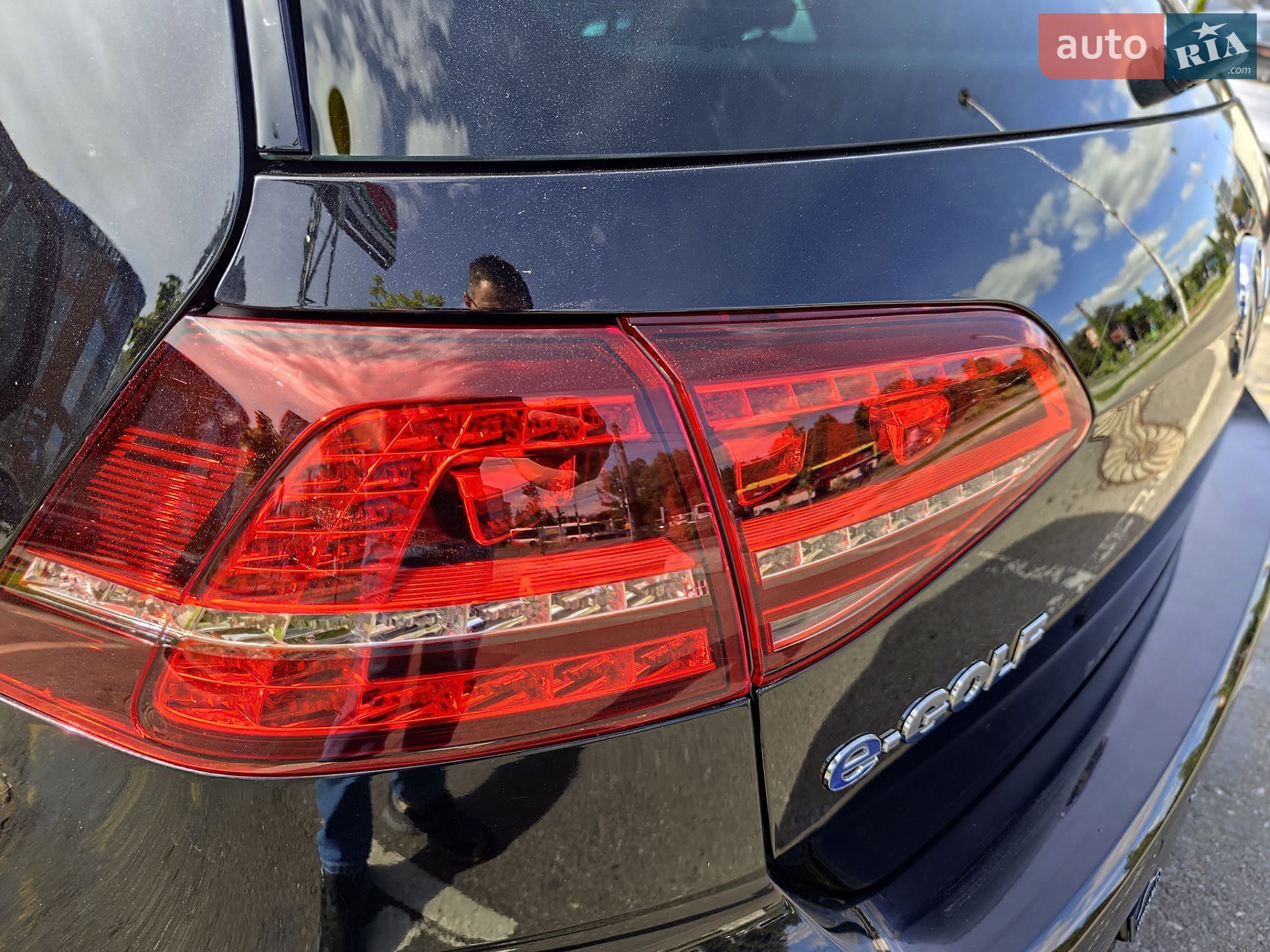 Volkswagen e-Golf 2014 VIN WVWZZZAUZFW904217 фото оголошення 14 з 24