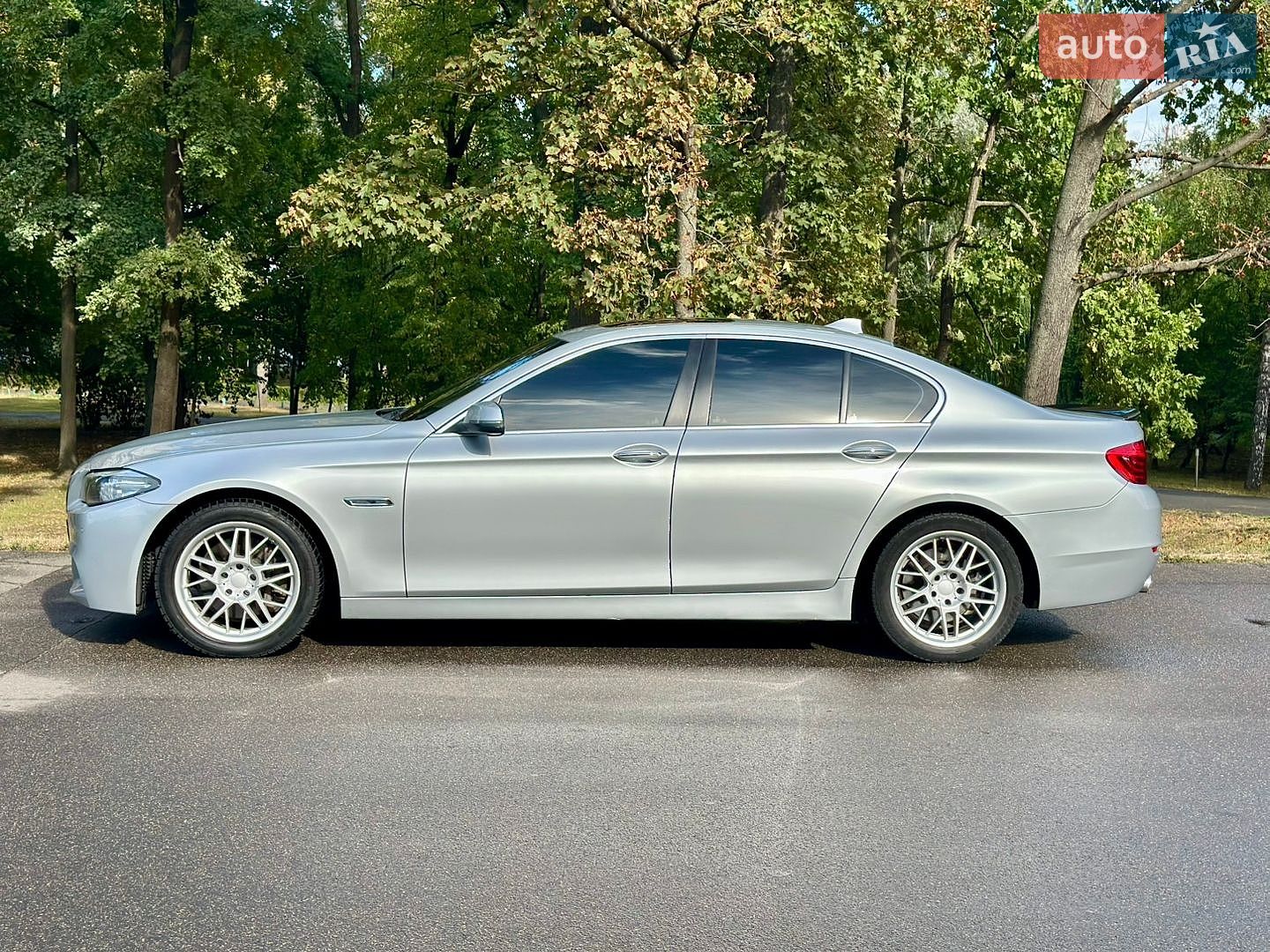 BMW 5 Series 2016 VIN WBA5B1C59GG134694 фото оголошення 34 з 37
