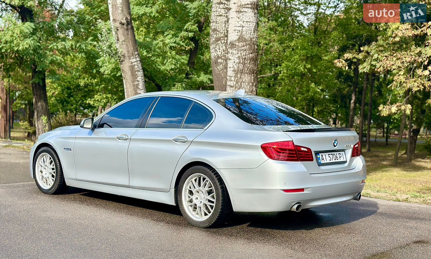 BMW 5 Series 2016 VIN WBA5B1C59GG134694 фото оголошення 33 з 37
