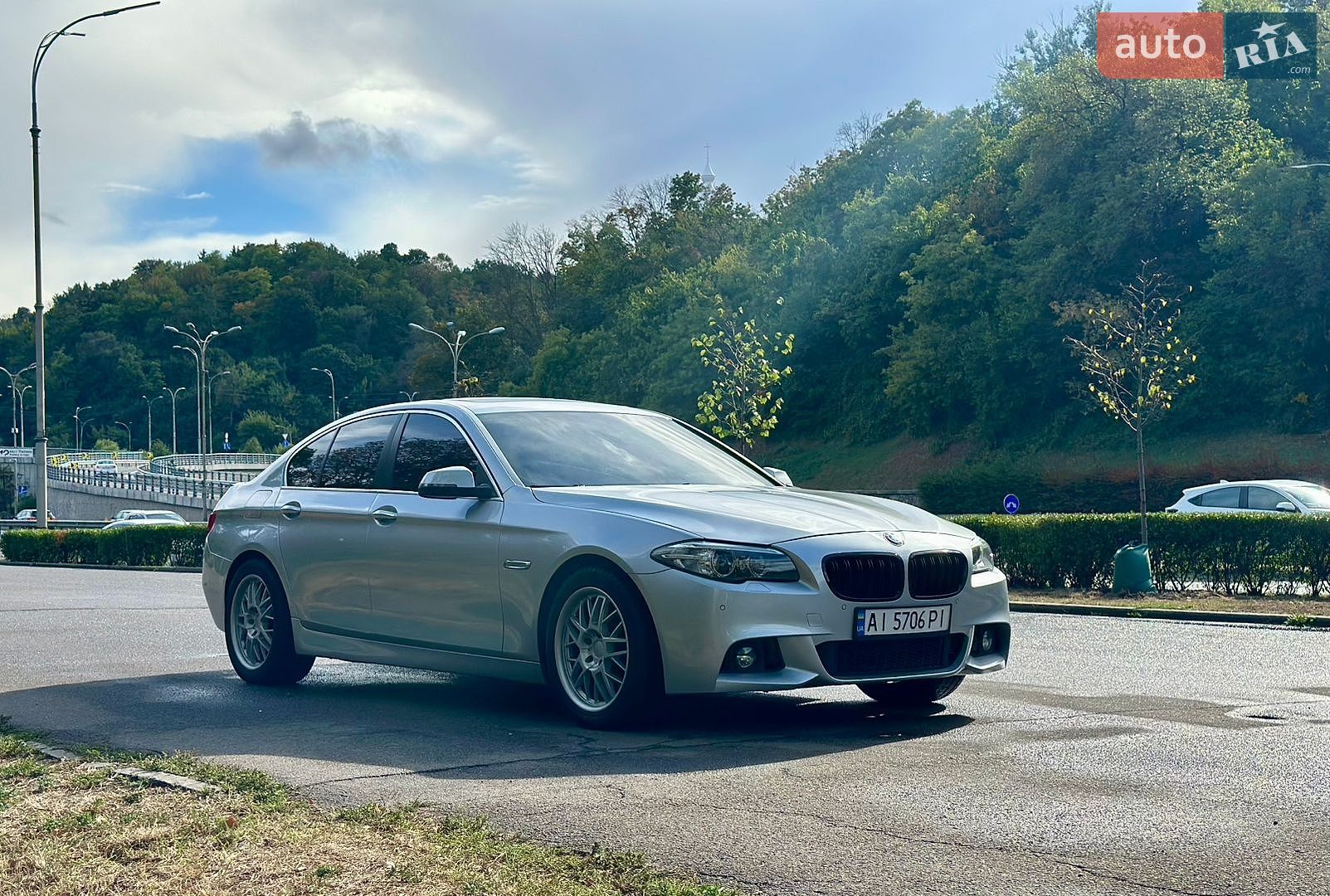 BMW 5 Series 2016 VIN WBA5B1C59GG134694 фото оголошення 28 з 37