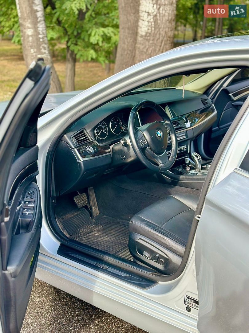 BMW 5 Series 2016 VIN WBA5B1C59GG134694 фото оголошення 24 з 37