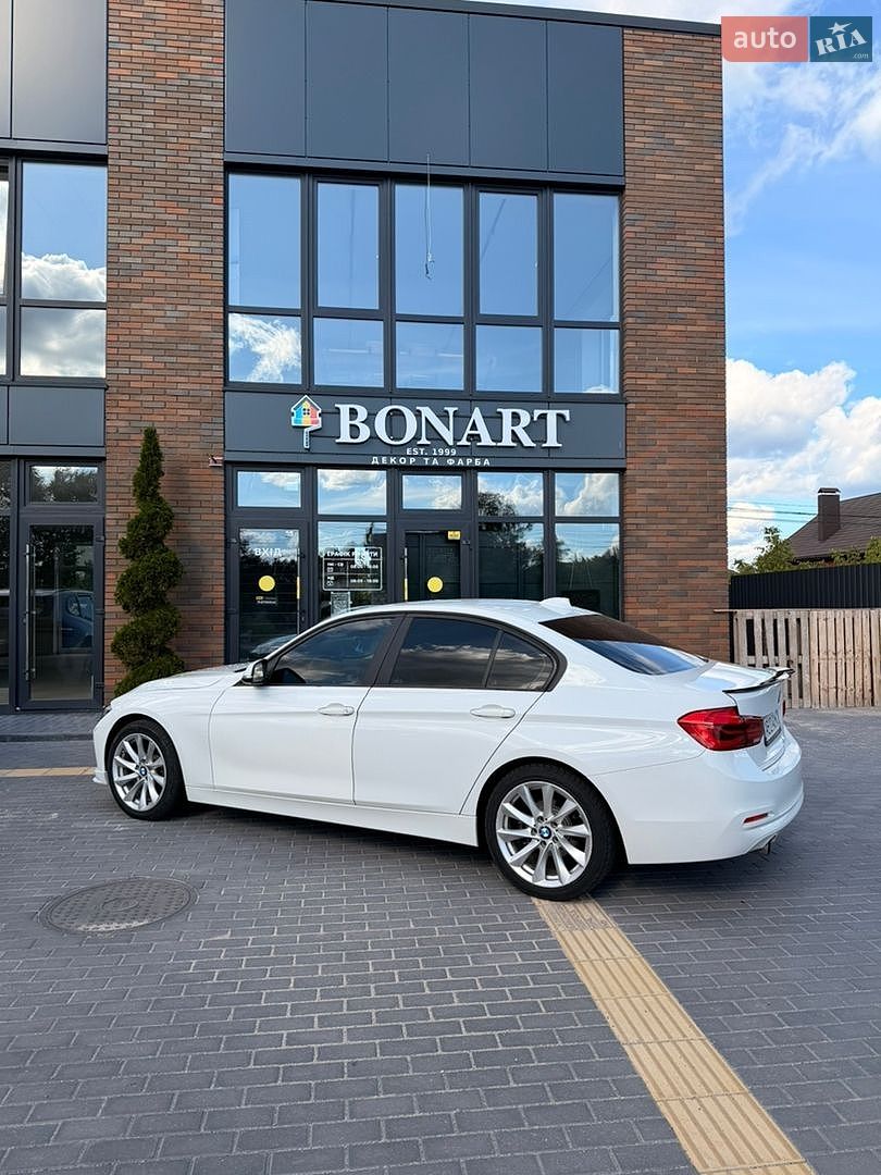 BMW 3 Series 2017 VIN WBA8E1G55JNU89847 фото оголошення 9 з 32