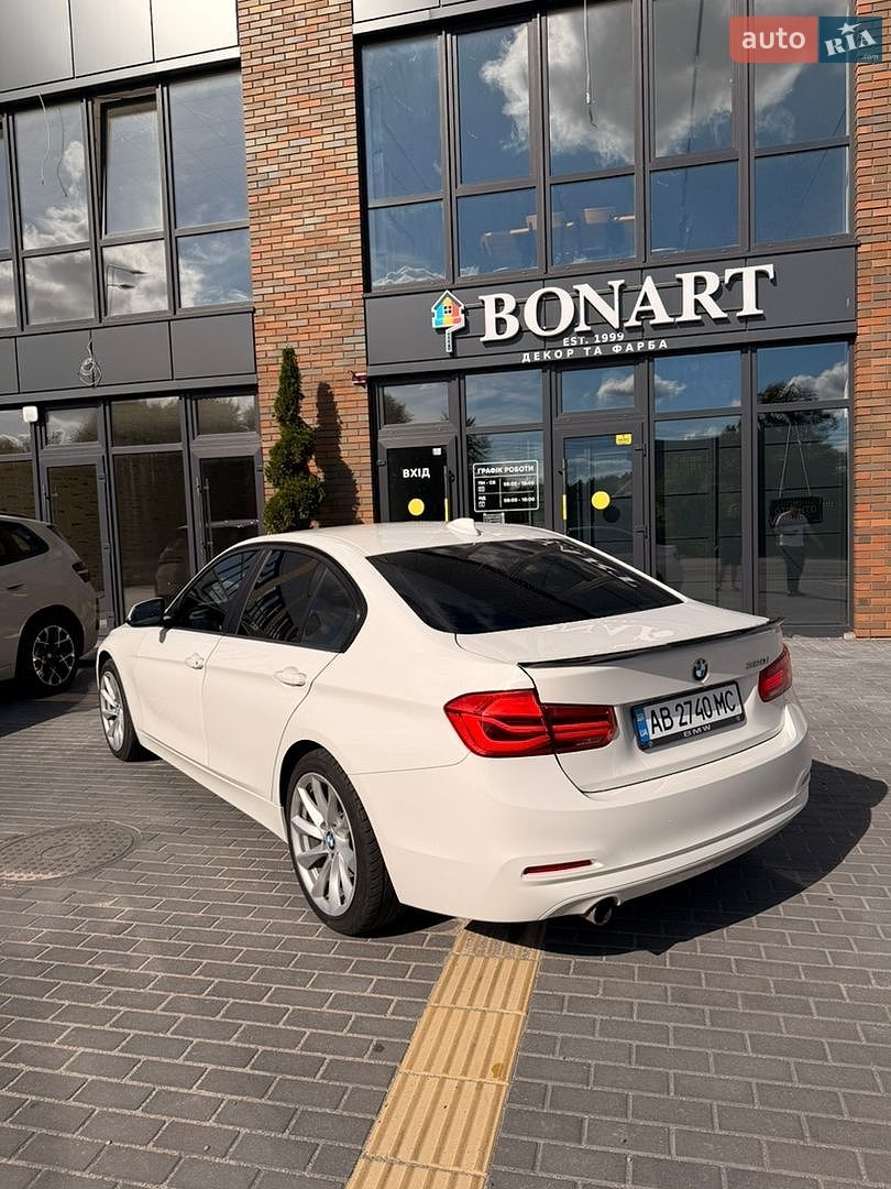 BMW 3 Series 2017 VIN WBA8E1G55JNU89847 фото оголошення 15 з 32