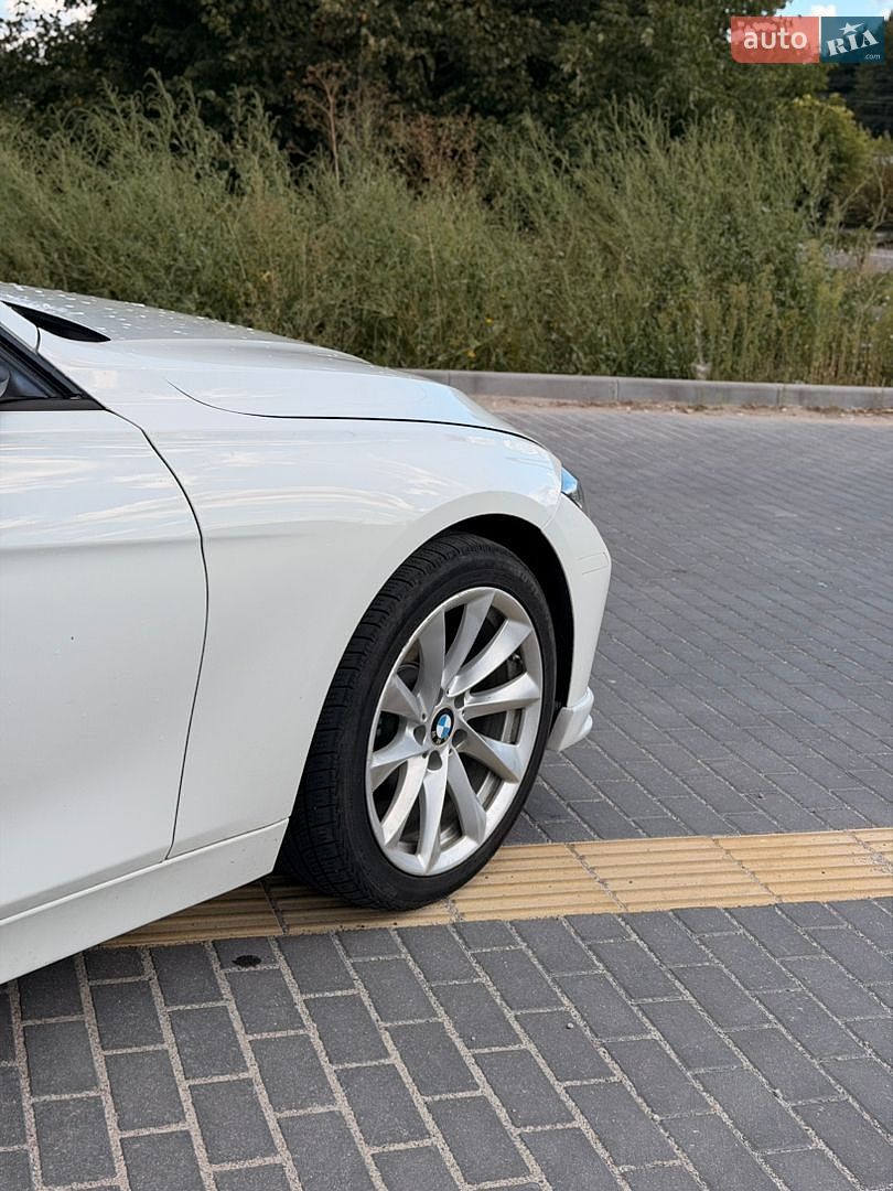 BMW 3 Series 2017 VIN WBA8E1G55JNU89847 фото оголошення 17 з 32