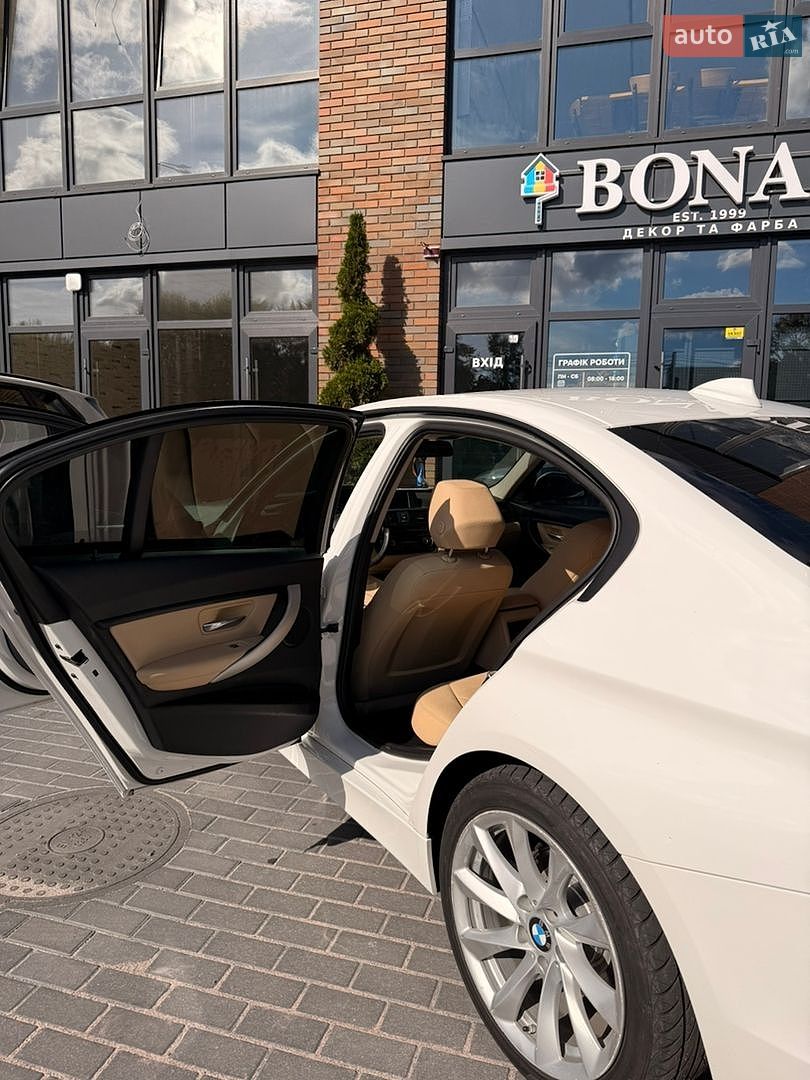 BMW 3 Series 2017 VIN WBA8E1G55JNU89847 фото оголошення 28 з 32