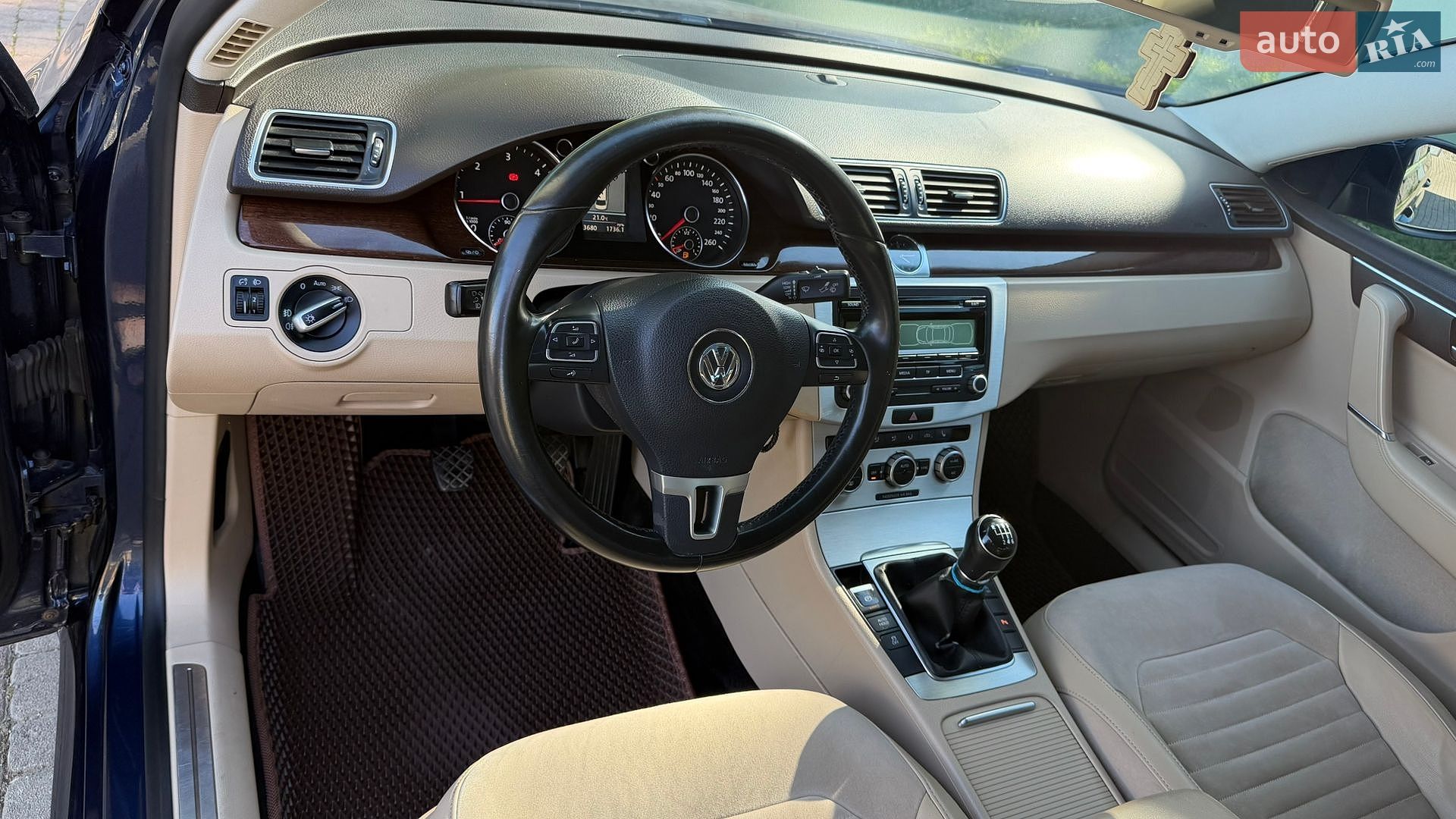 Volkswagen Passat 2012 VIN WVWZZZ3CZDE046856 фото оголошення 42 з 50