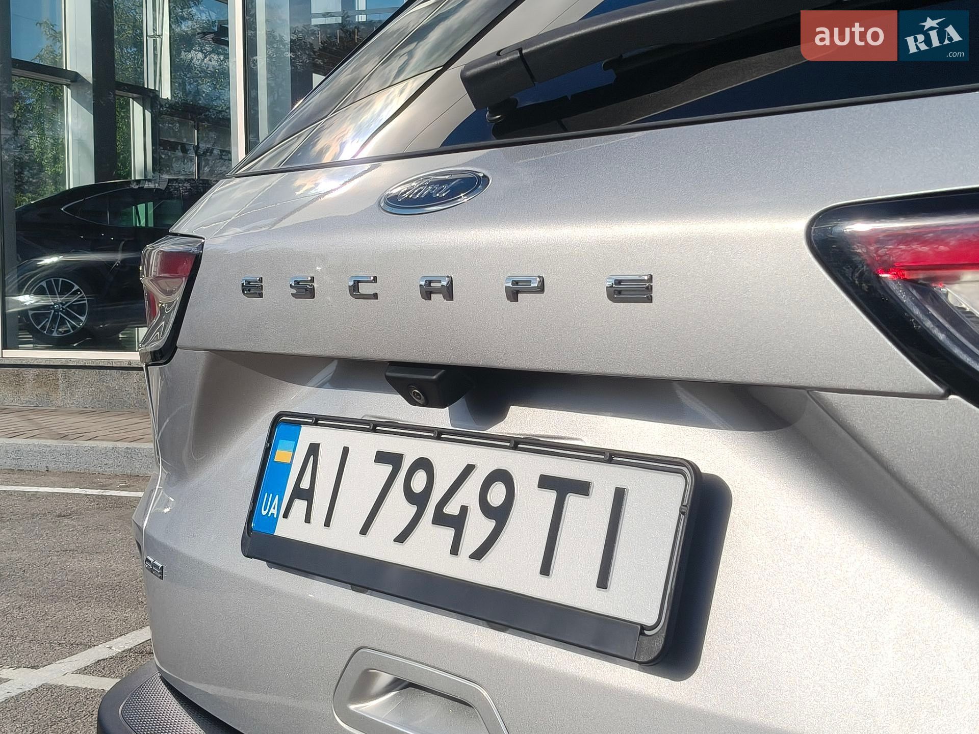 Ford Escape 2020 VIN 1FMCU9G68LUC38722 фото оголошення 16 з 76