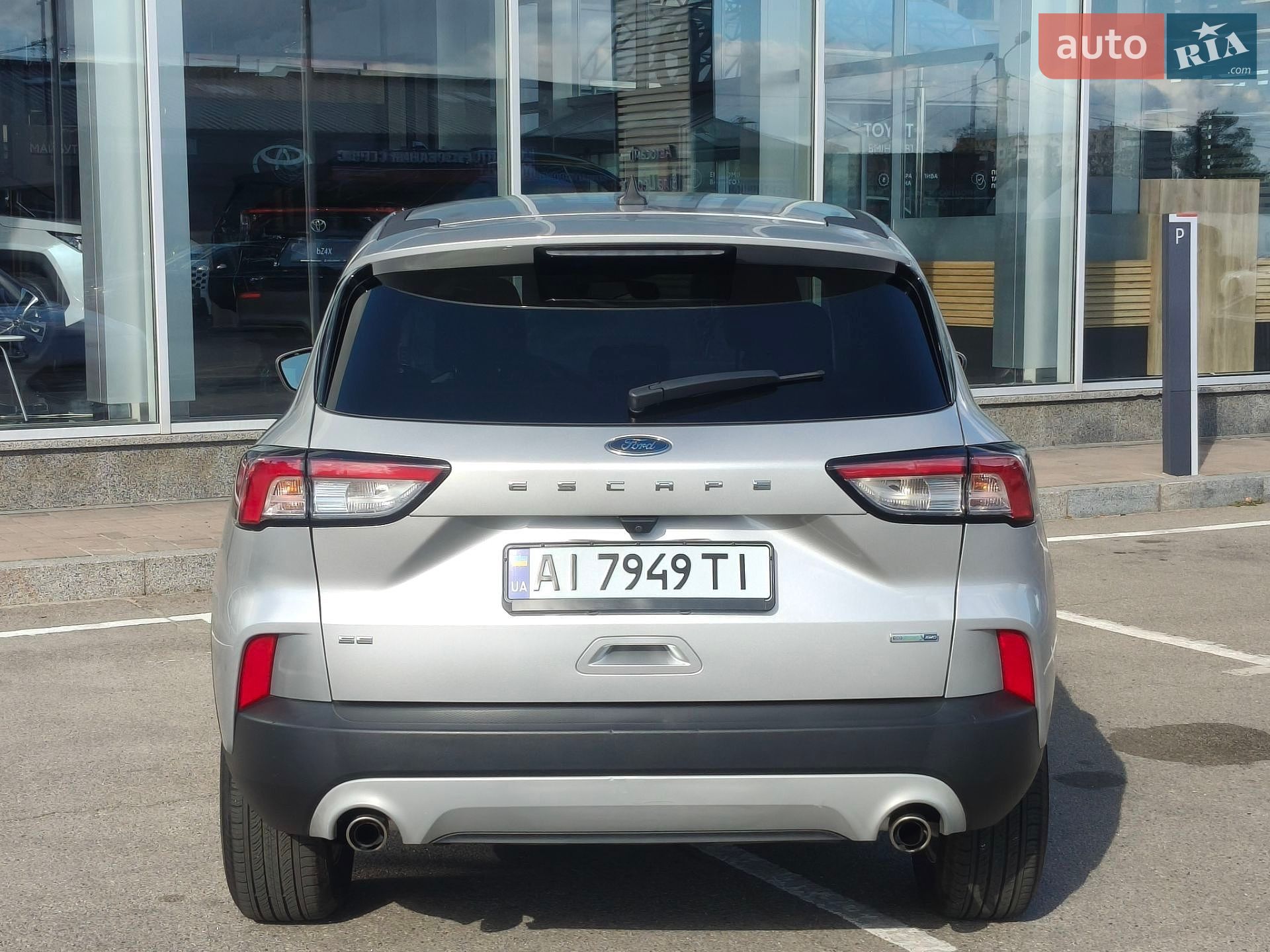 Ford Escape 2020 VIN 1FMCU9G68LUC38722 фото оголошення 5 з 76