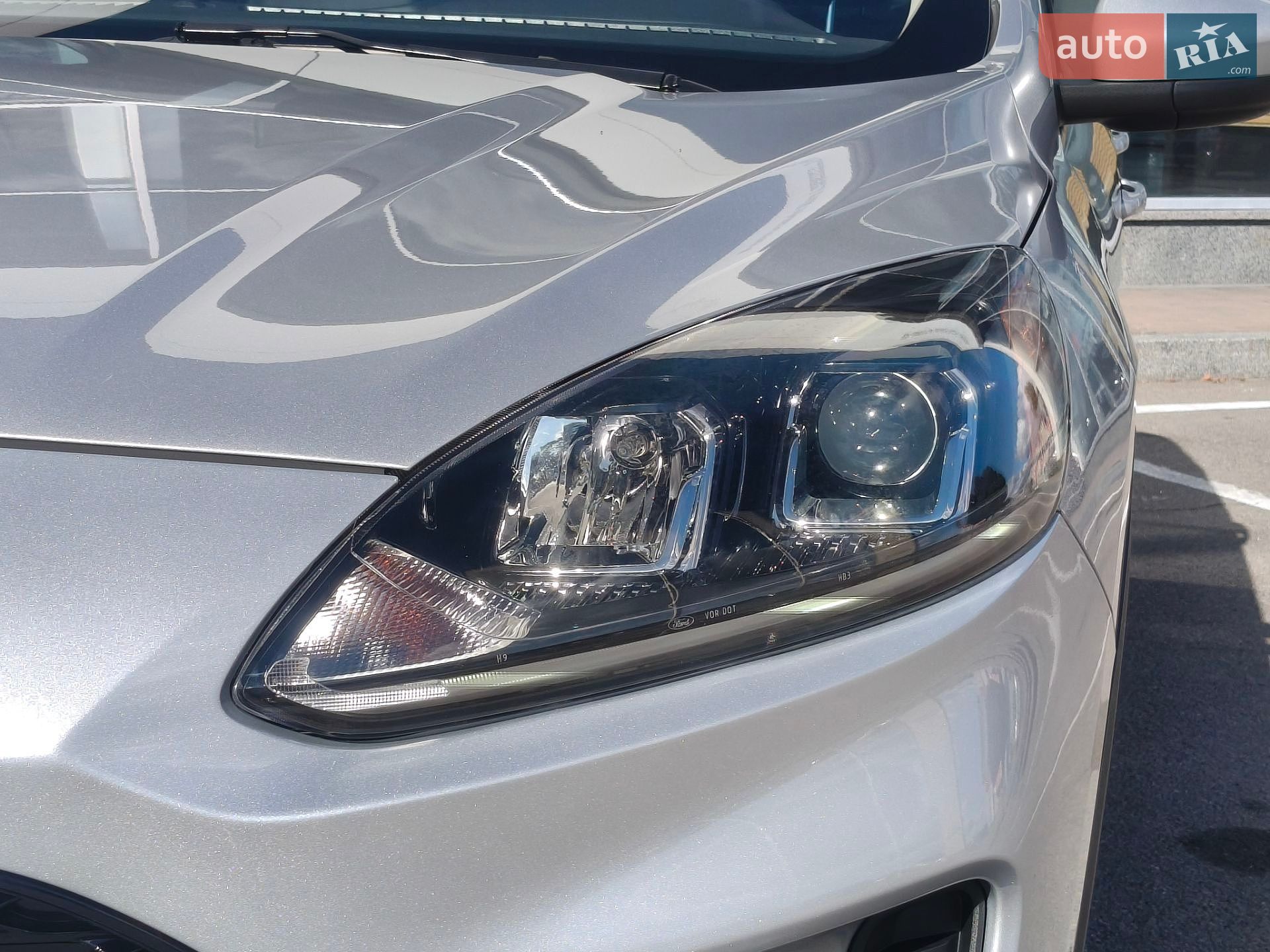 Ford Escape 2020 VIN 1FMCU9G68LUC38722 фото оголошення 22 з 76