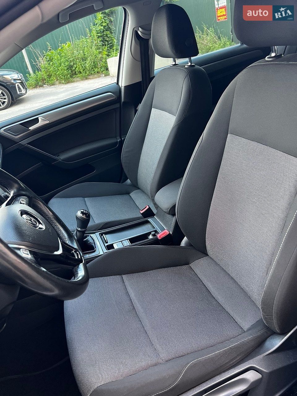 Volkswagen Golf 2013 VIN WVWZZZAUZEW064317 фото оголошення 4 з 18