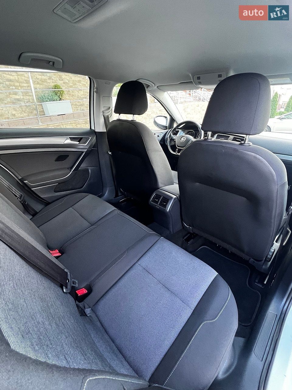 Volkswagen Golf 2013 VIN WVWZZZAUZEW064317 фото оголошення 10 з 18