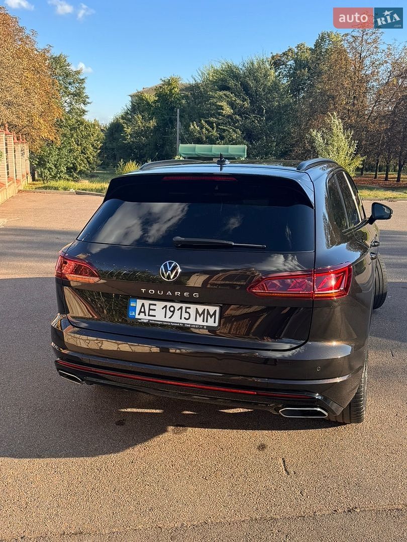 Volkswagen Touareg 2023 VIN WVGZZZCR5PD028256 фото оголошення 3 з 21