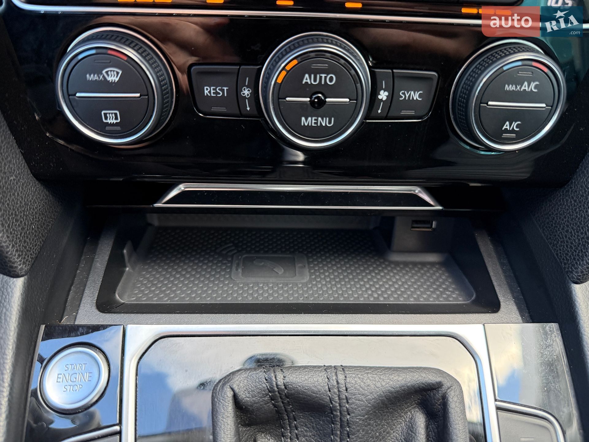 Volkswagen Passat 2018 VIN WVWZZZ3CZKE052293 фото оголошення 27 з 36