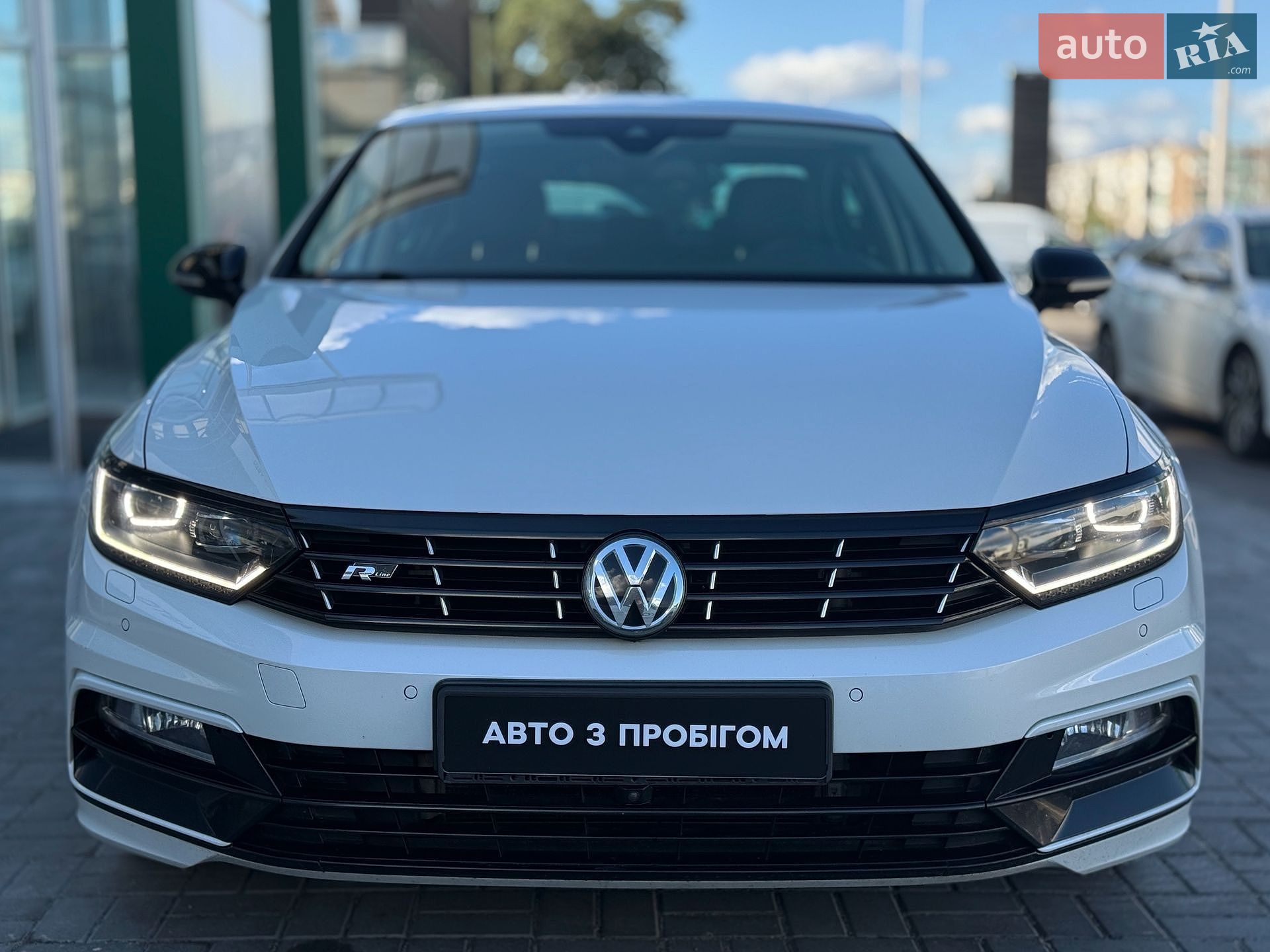 Volkswagen Passat 2018 VIN WVWZZZ3CZKE052293 фото оголошення 3 з 36